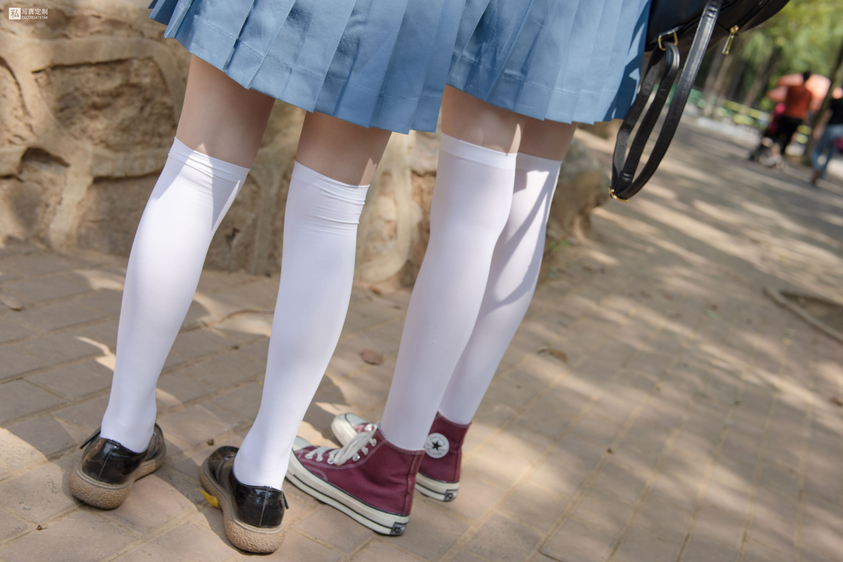 Mori Consortium JKFUN-025 Mo Mo & amp; AIKA 80D white silk overweight socks