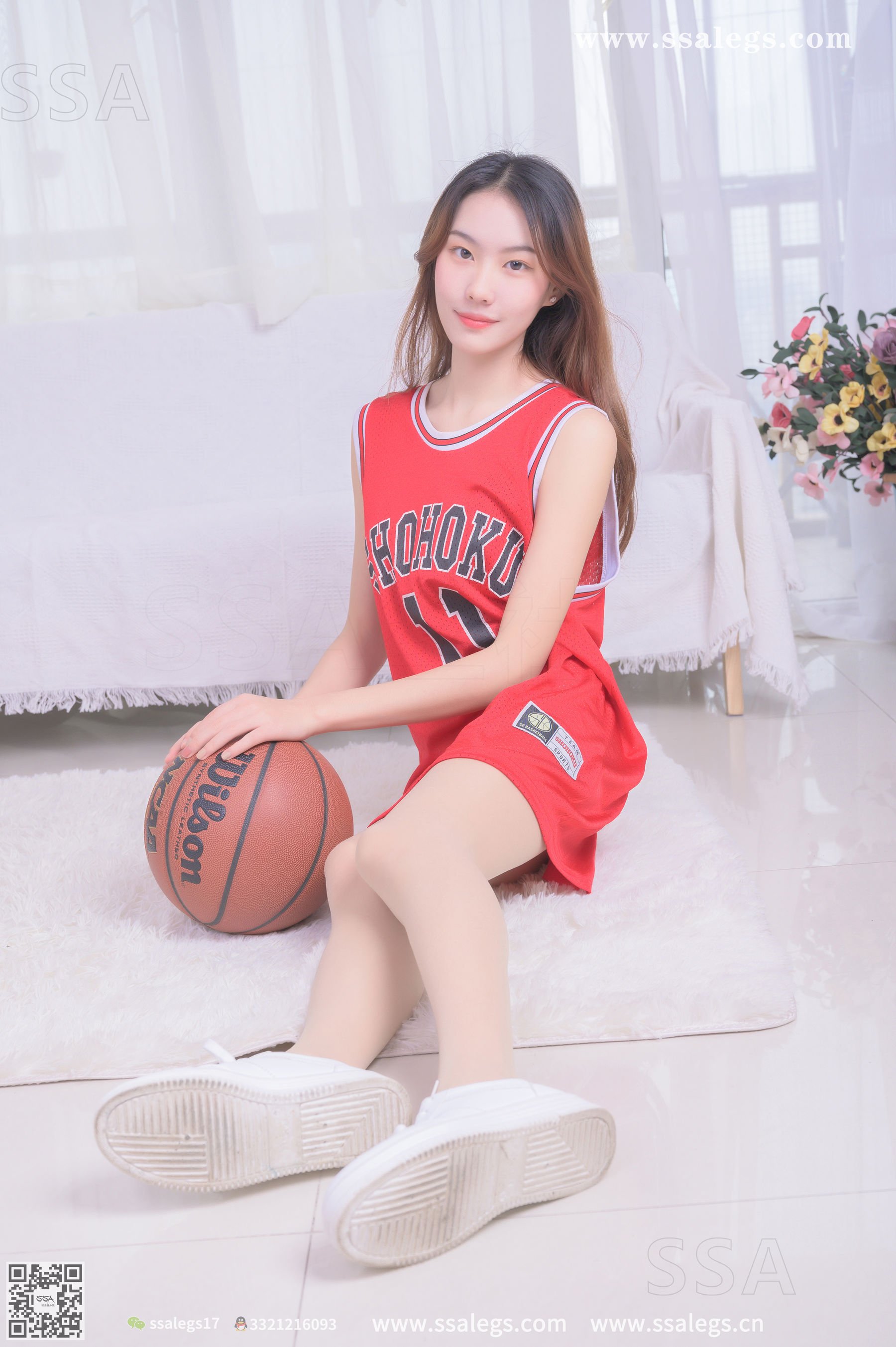 SSA Silk Club Super Clear photo NO.324 Ms. Susu Sister Su Su with a holiday at home to play basketball (top)