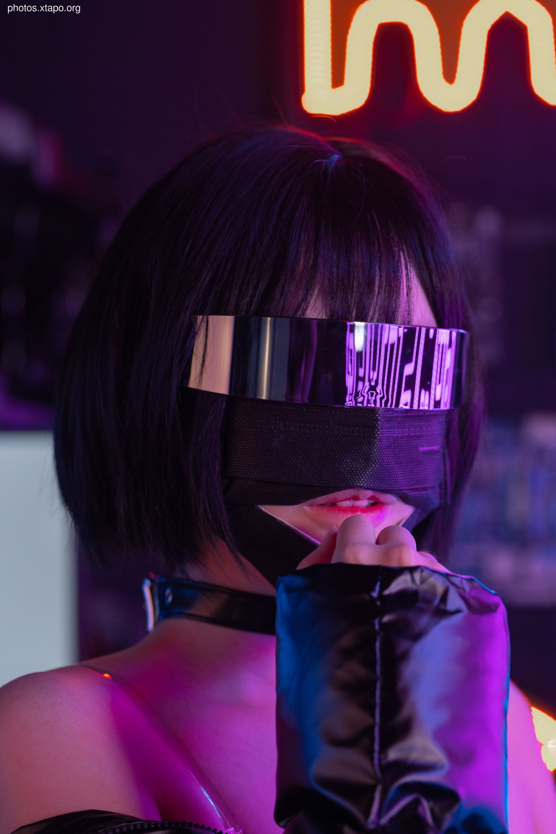 Crazy Cat Caibo Girl 40P-812MB