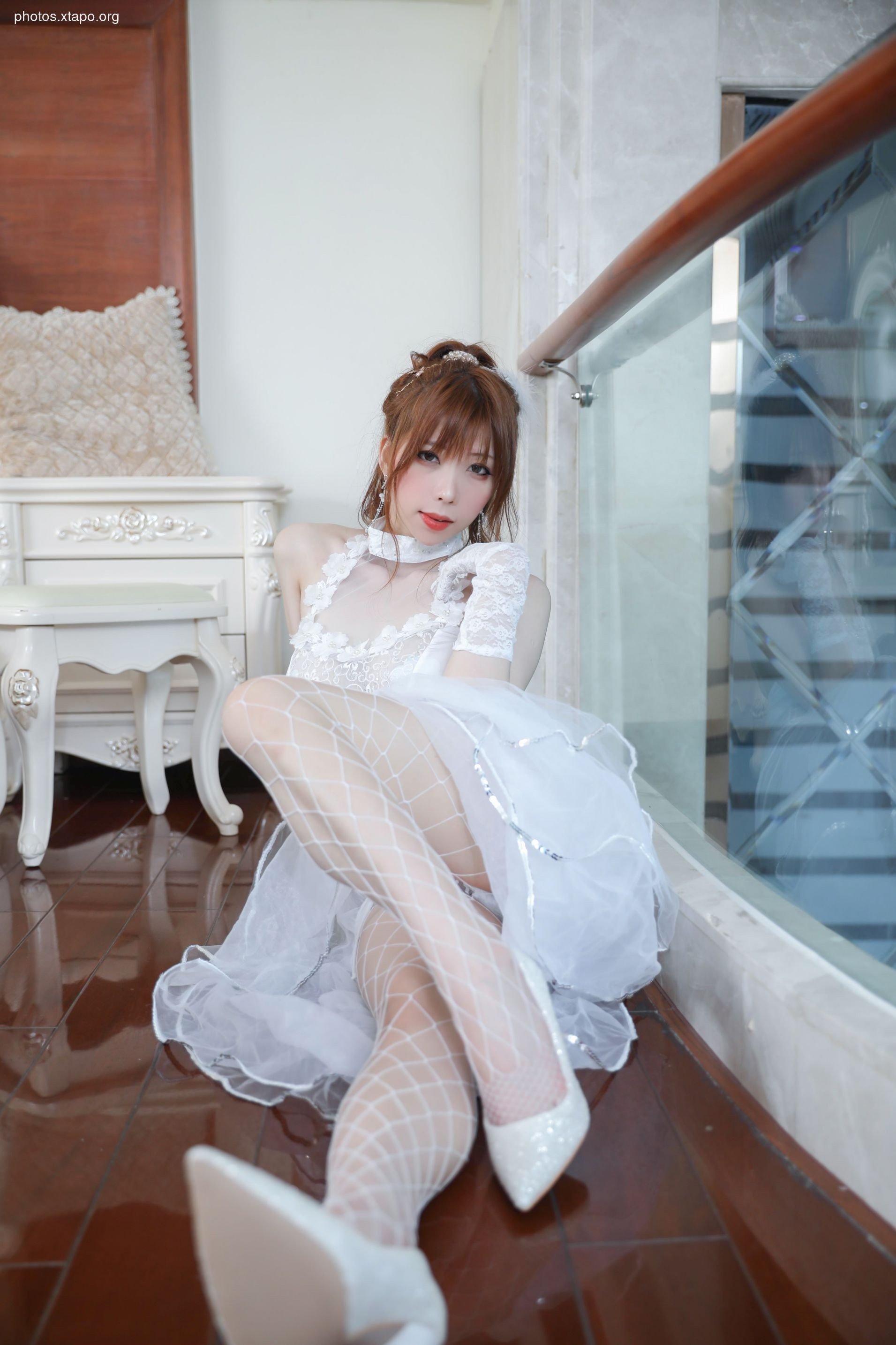 Shikano Nozomi - White Dress 130P-208MB