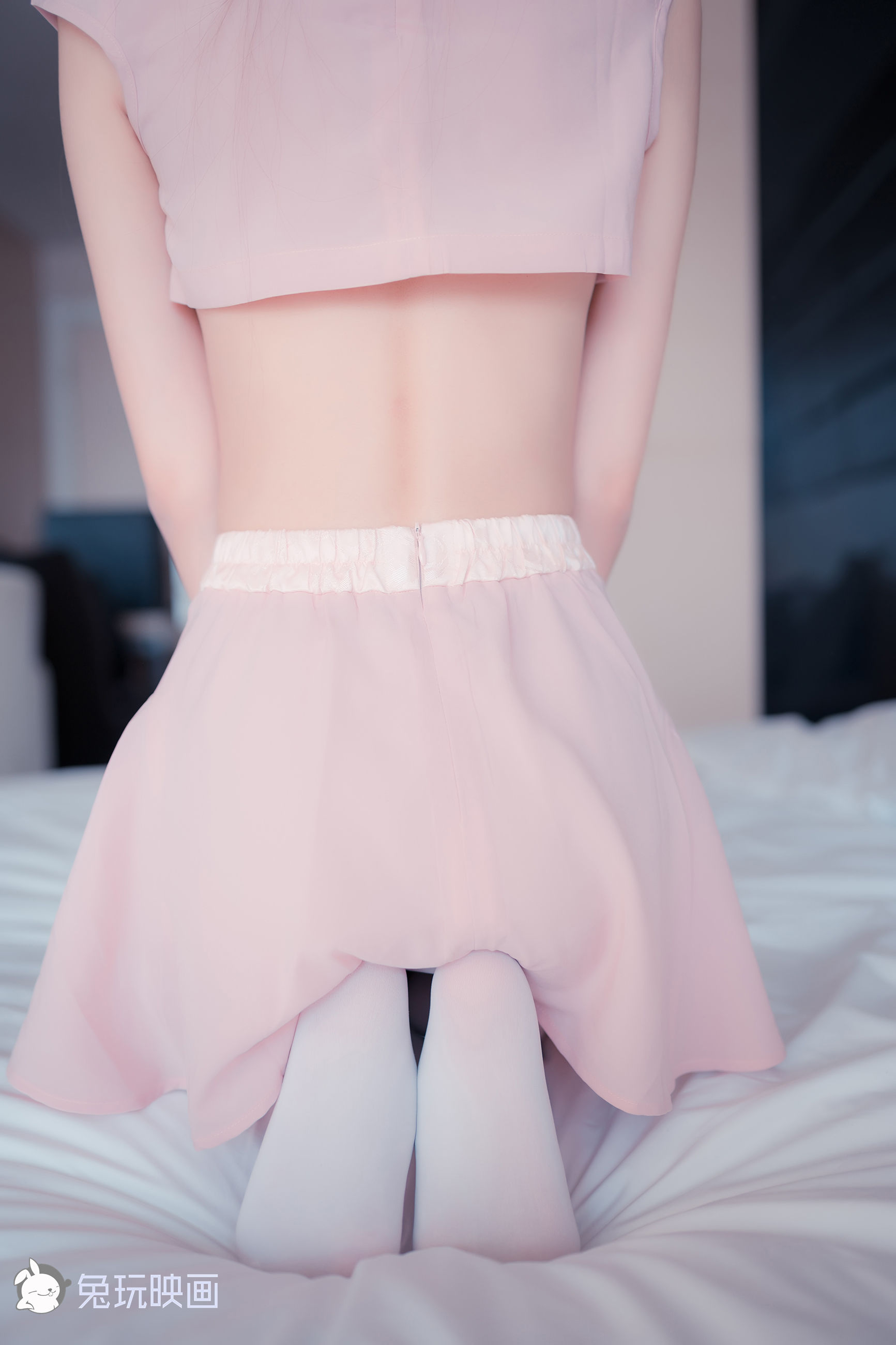 Rabbit Playing Play -The pink chef