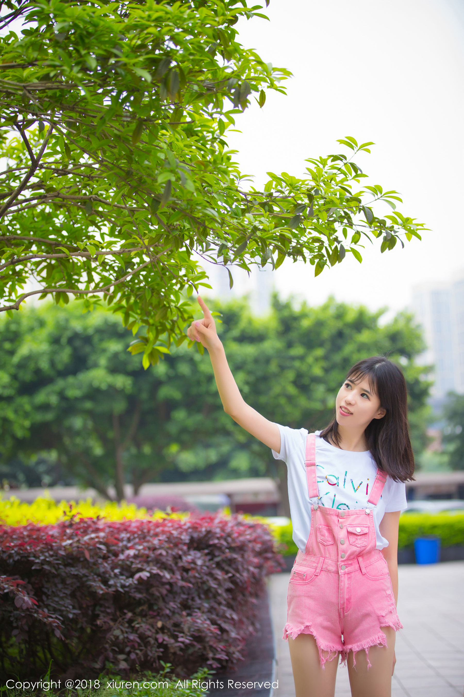 Model Ai Li Li Li Li Li Li Li Li Fresh Beautiful Legs and Private Underwear Charm Xiuren No. 1026