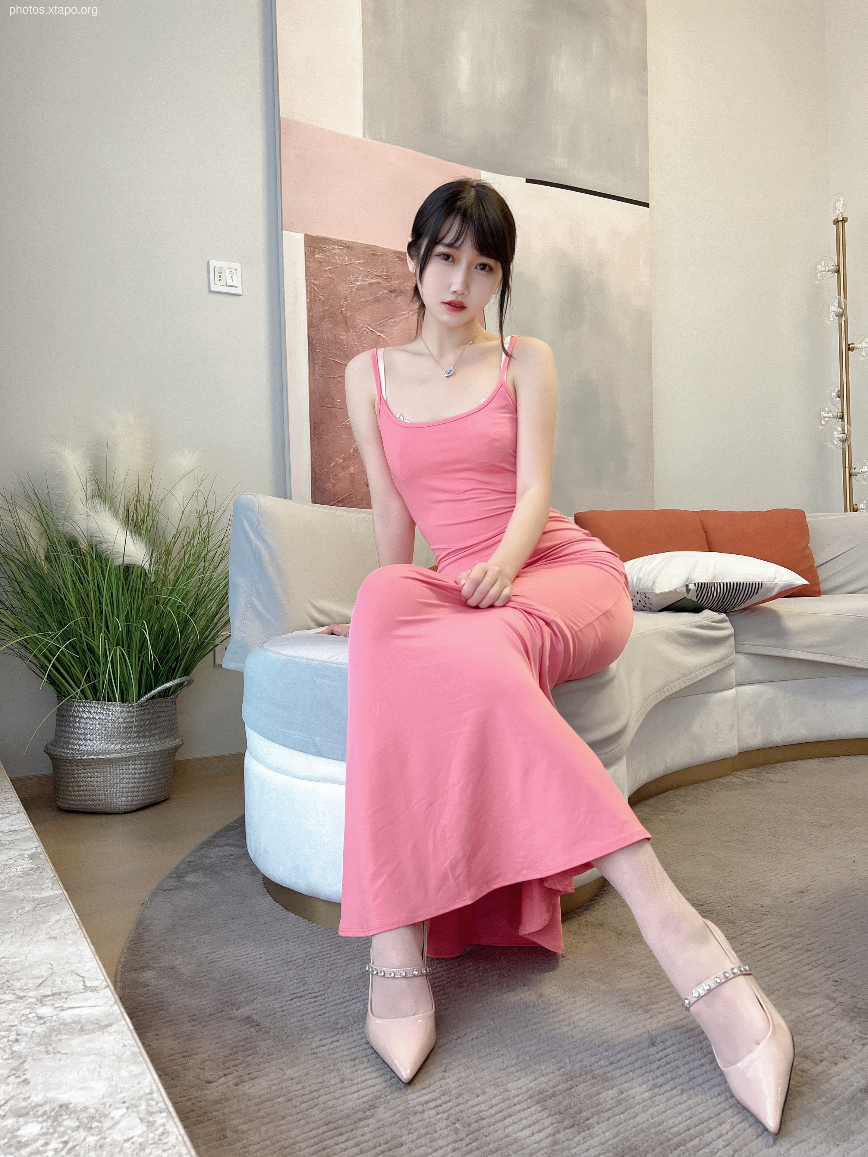 Domestic cat bathroom pink bump wife 1V39P-420M