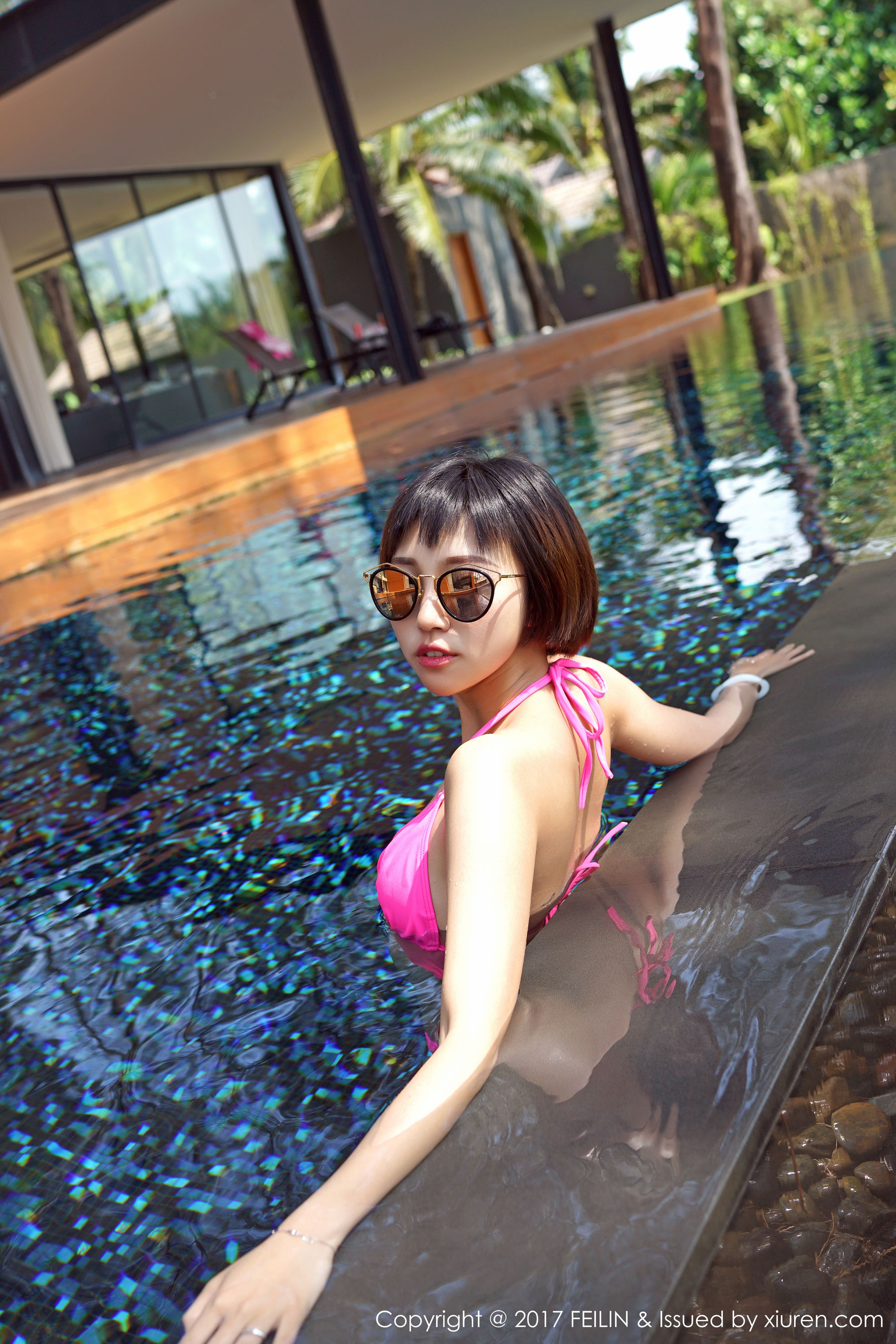 Feng Mu LRIS Bed Pattial Panel LaceBikini 囡 Feilin Vol.095