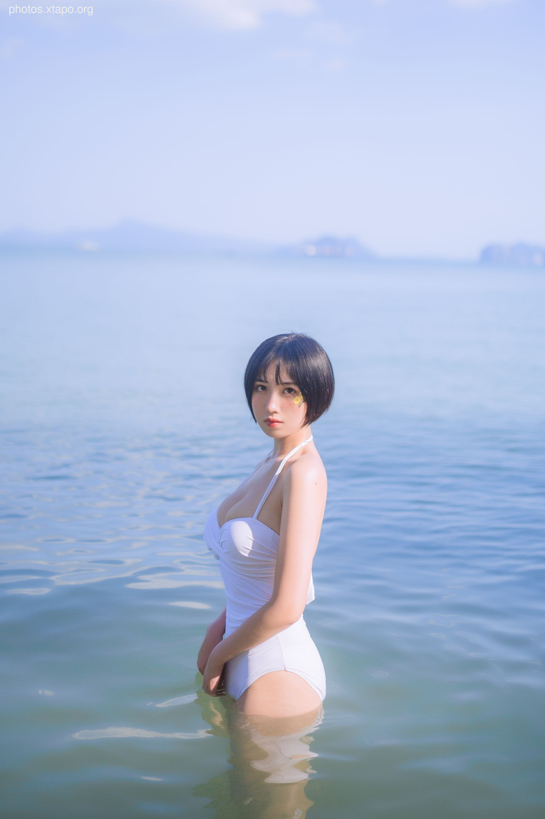 NO.017 White Swimsuit 30p-270MB