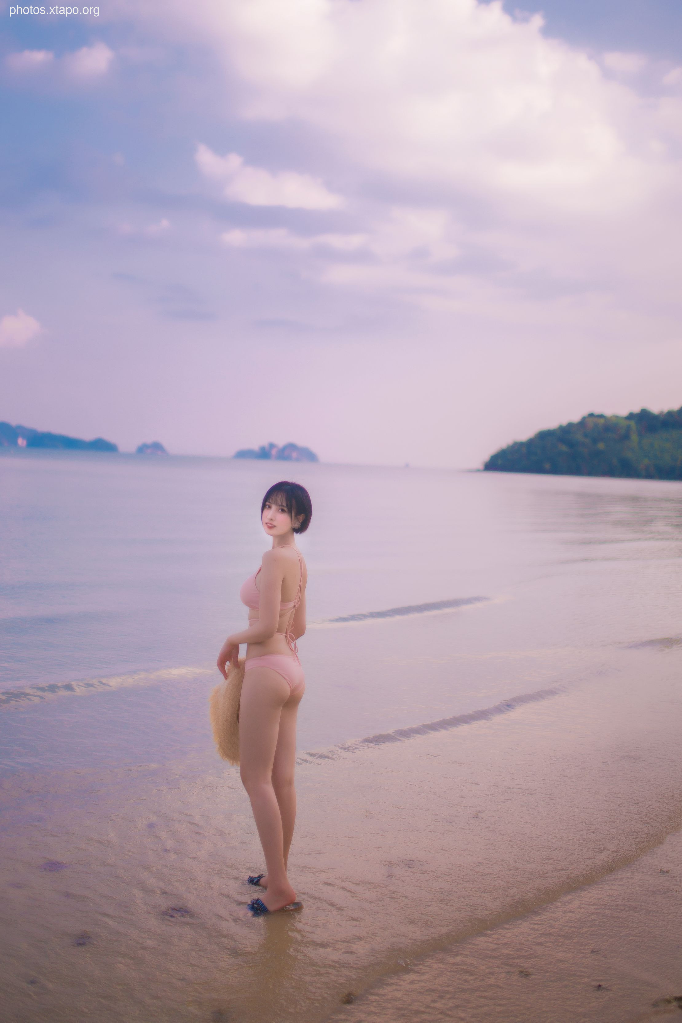 No.020 pink swimsuit 30p-235MB