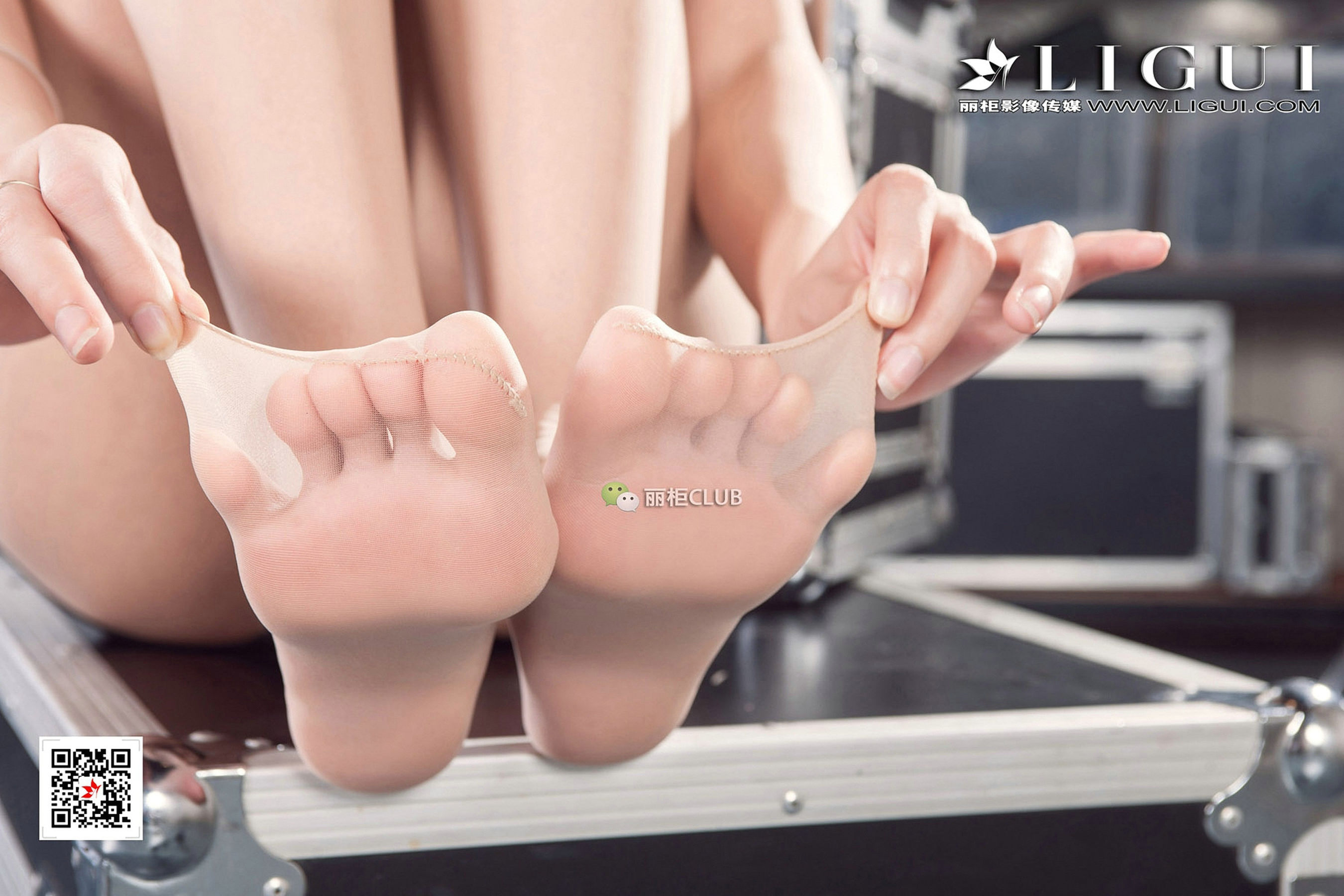 Model Wenxin Hot PantsMeat Stocks Beautiful LegsHigh Heel Ligui