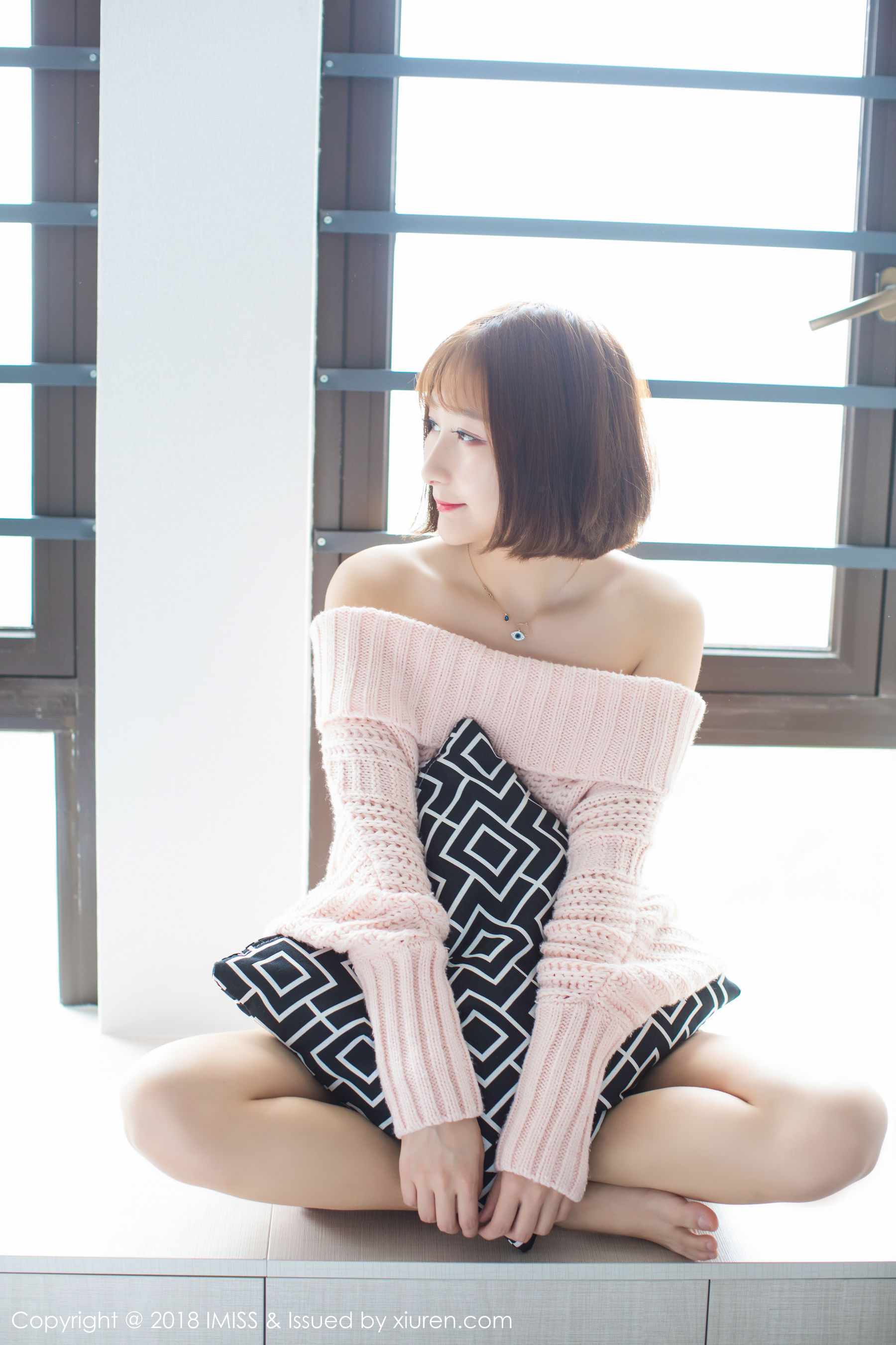 Nine-tailed Ivy- Sexy Extreme Stockings Beautiful Leg Temptation Aimi Club IMISS VOL.240