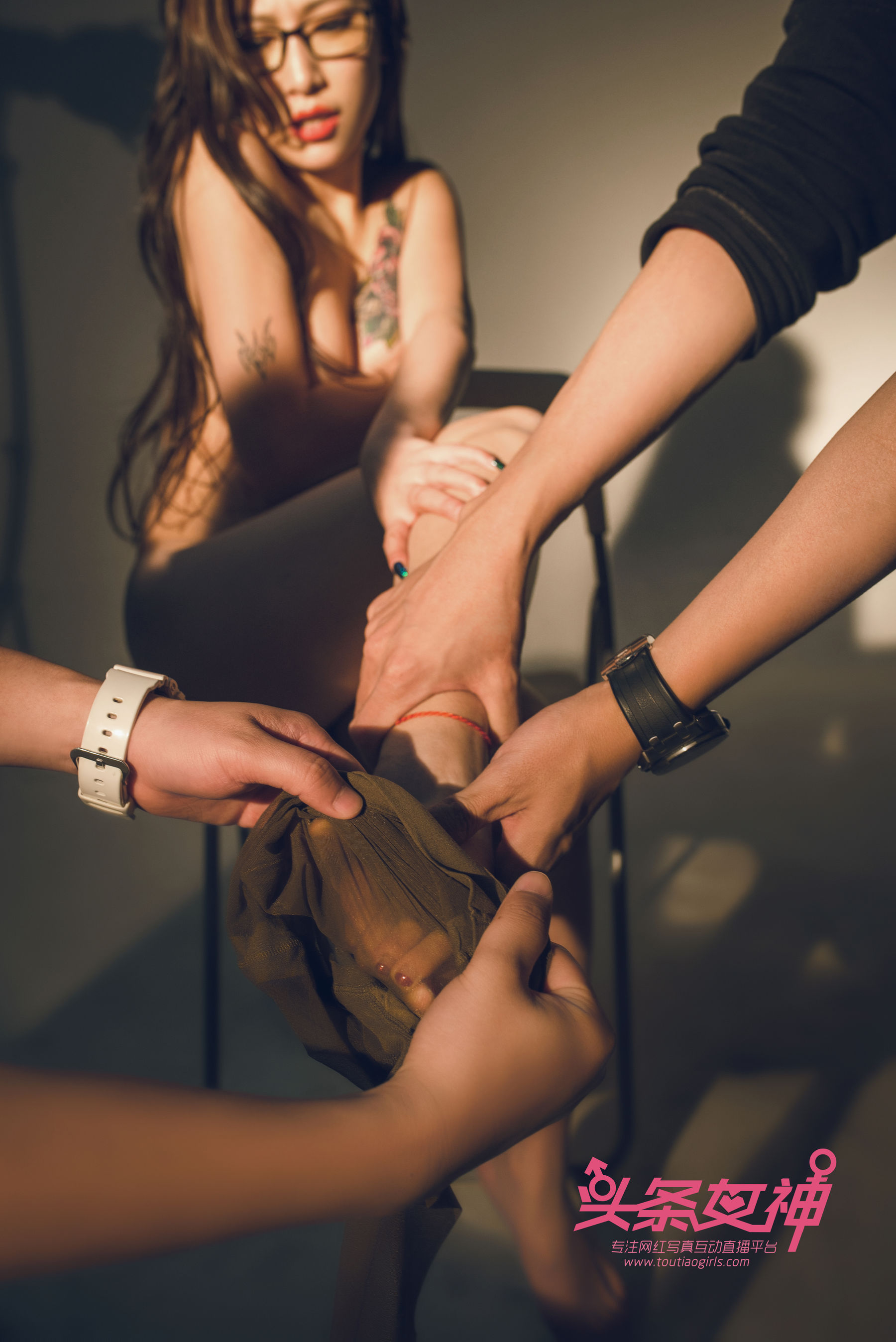 Du Huahua's Salvation Toutiaogirls