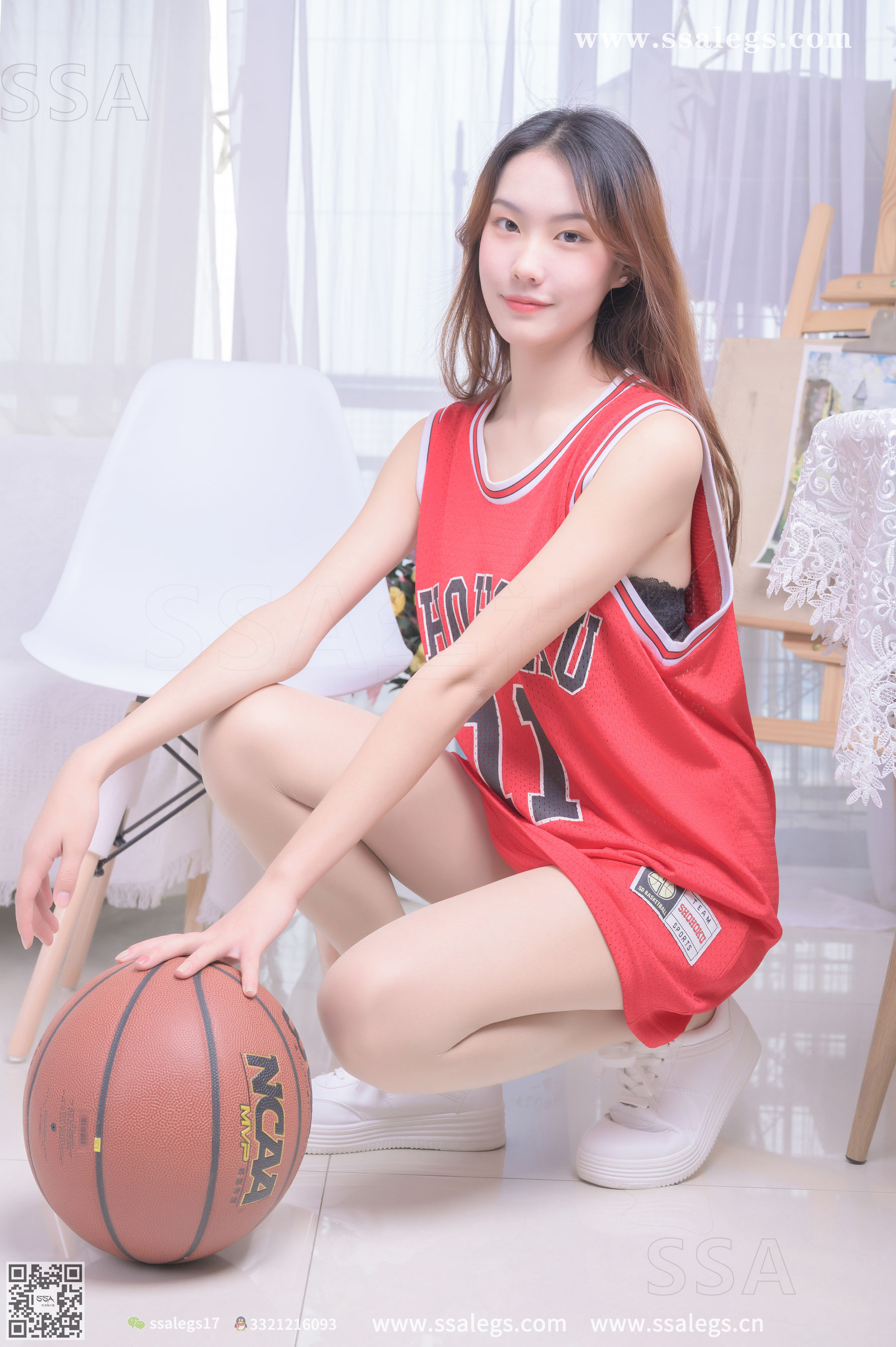SSA Silk Club Super Clear photo NO.324 Ms. Susu Sister Su Su with a holiday at home to play basketball (top)