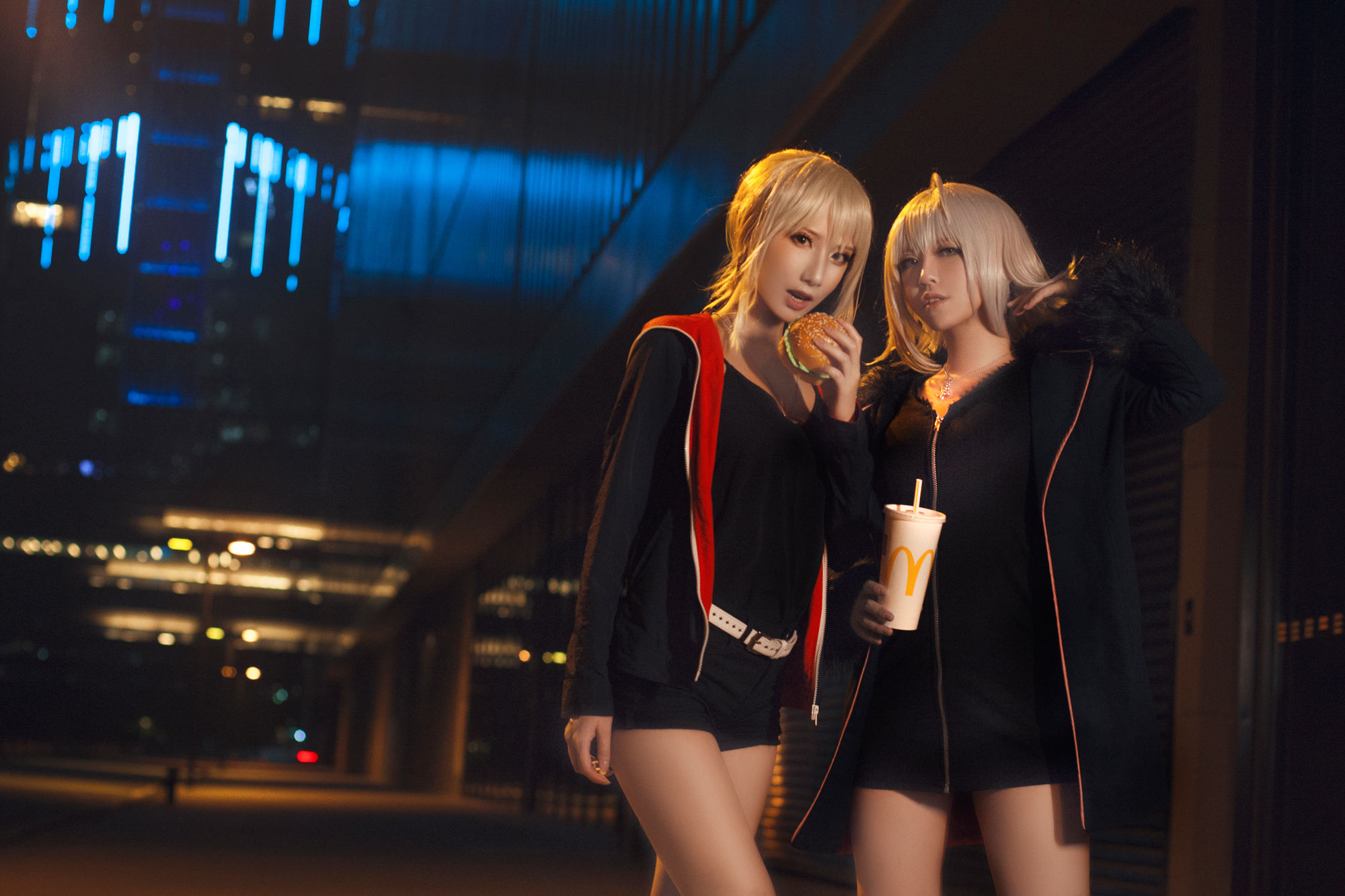 Net Red Coser Photo Half half & amp; Sophie Sophia -Black Zhen 2