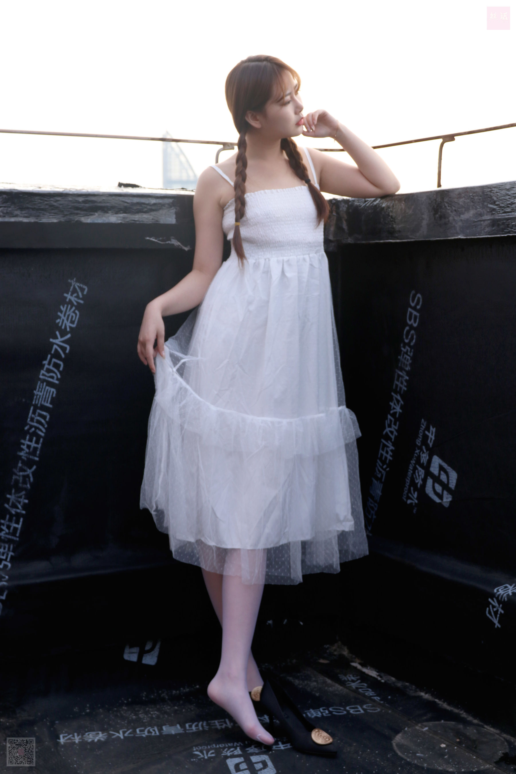 Sihua SH021 girl who dances in the rooftop of Su Yu