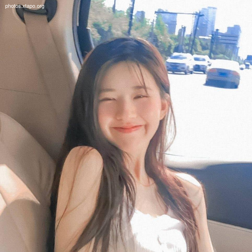 Zhao Lo Tu 赵露思,