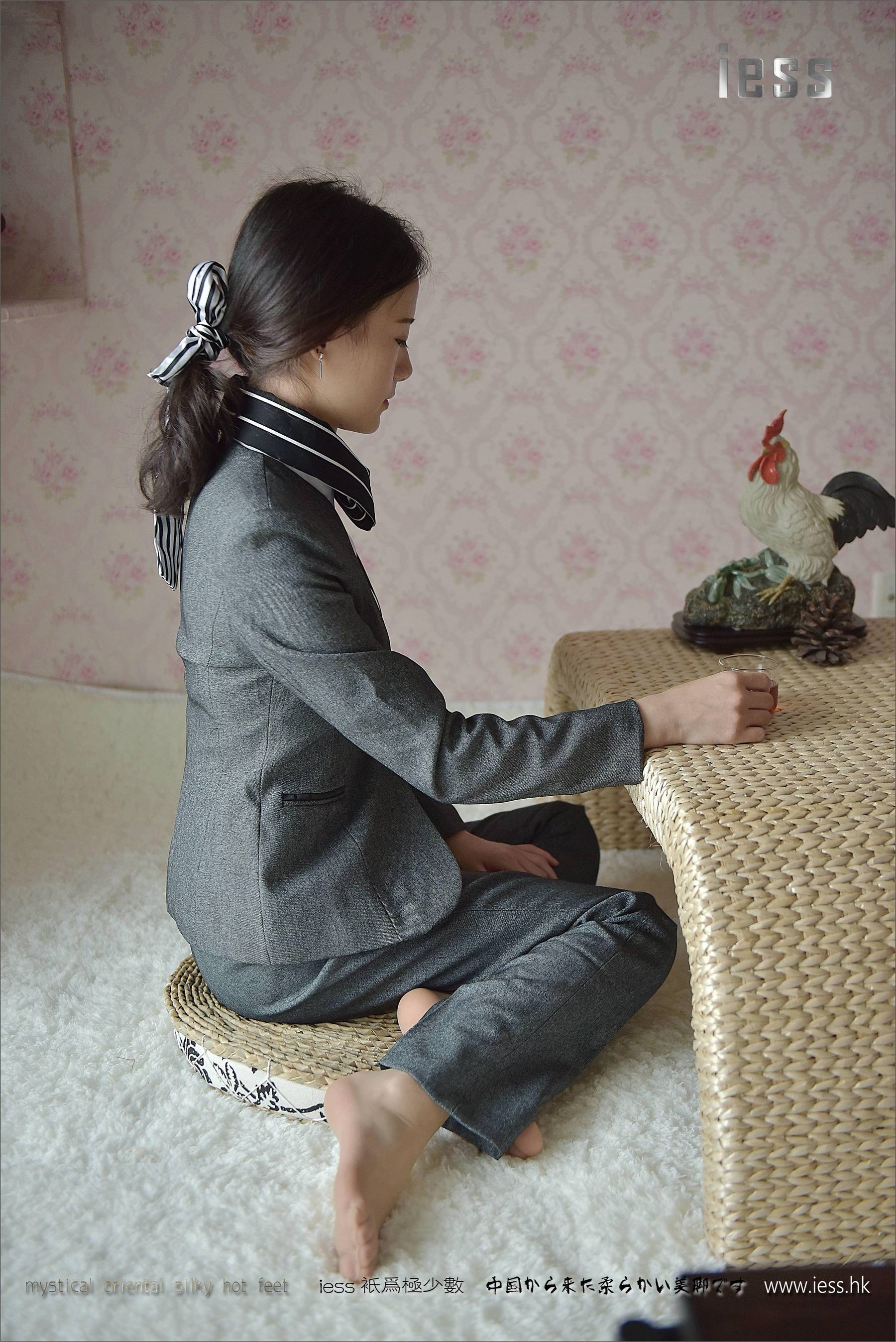 Silk Foot Bento 114 Little Six Little Six Pants Short Silk IESS Different Funbian