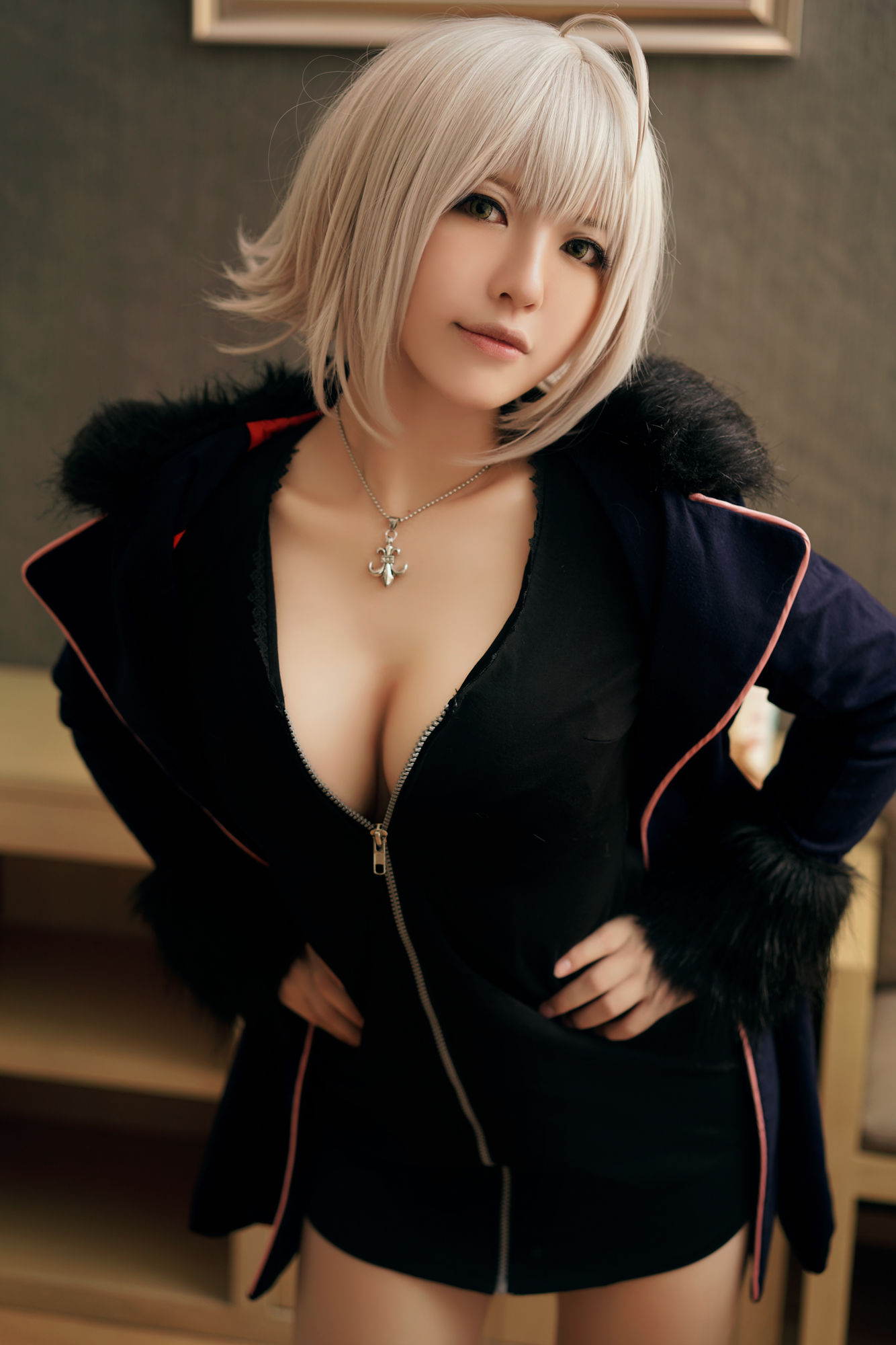 Net Red Coser Photo Half half & amp; Sophie Sophia -Black Zhen 2