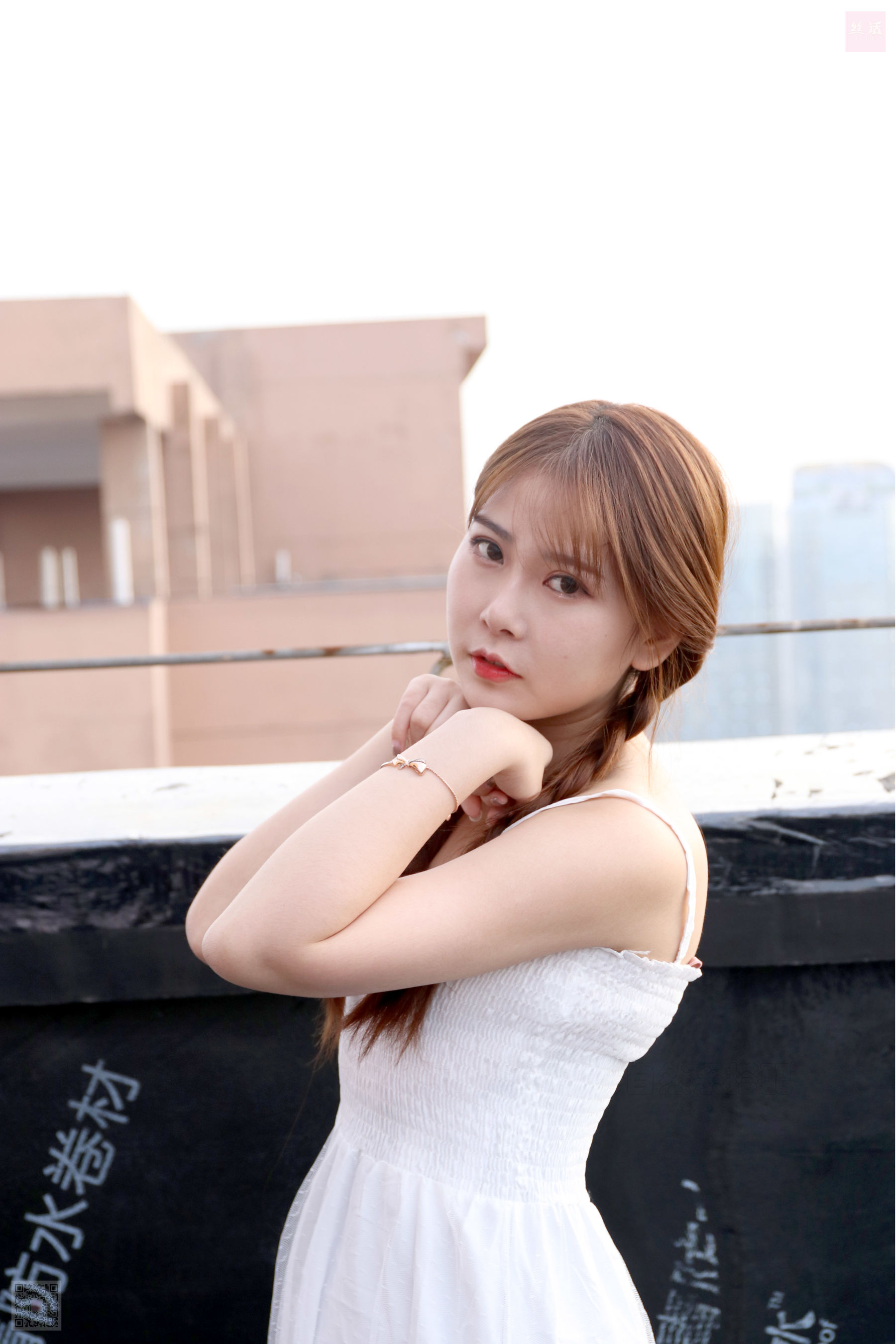 Sihua SH021 girl who dances in the rooftop of Su Yu