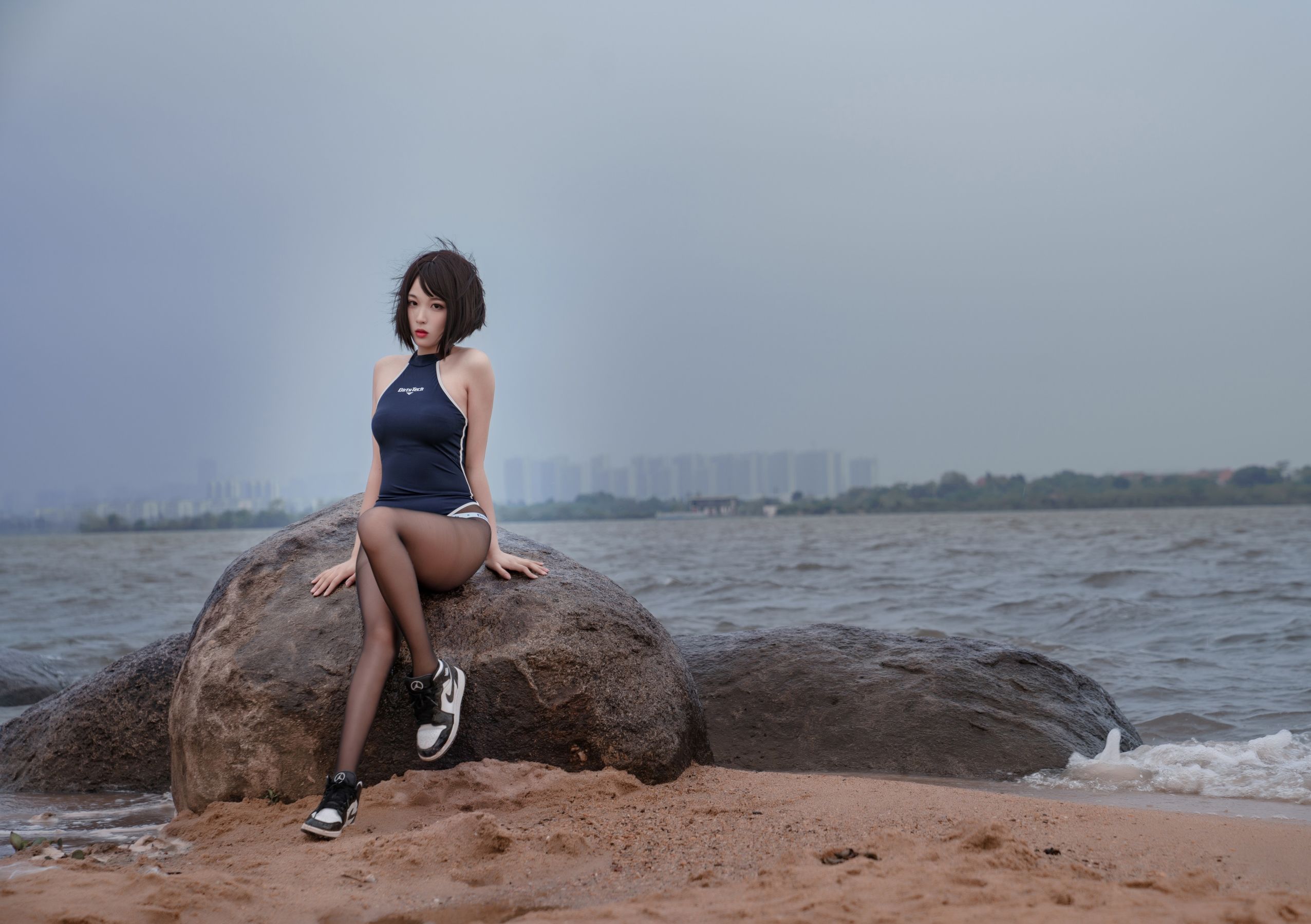 Welfare COS Sister Xuan Xiao Xue -Beach Swimming