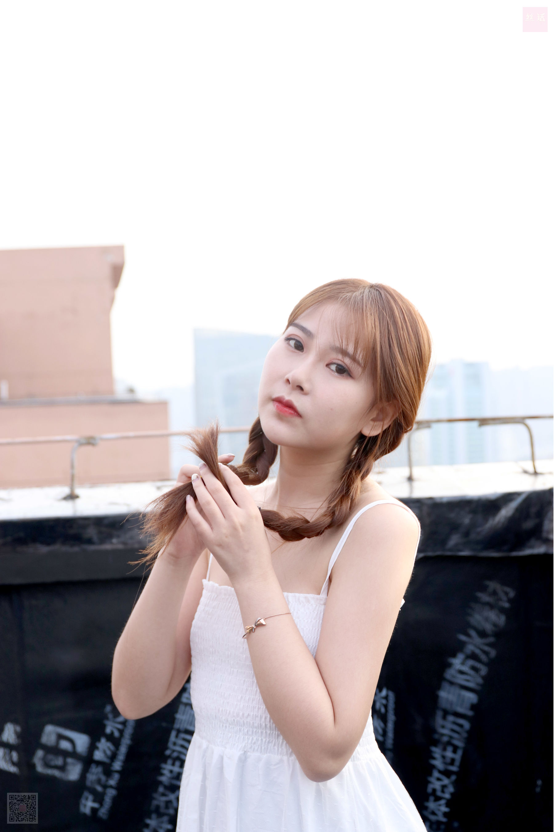 Sihua SH021 girl who dances in the rooftop of Su Yu