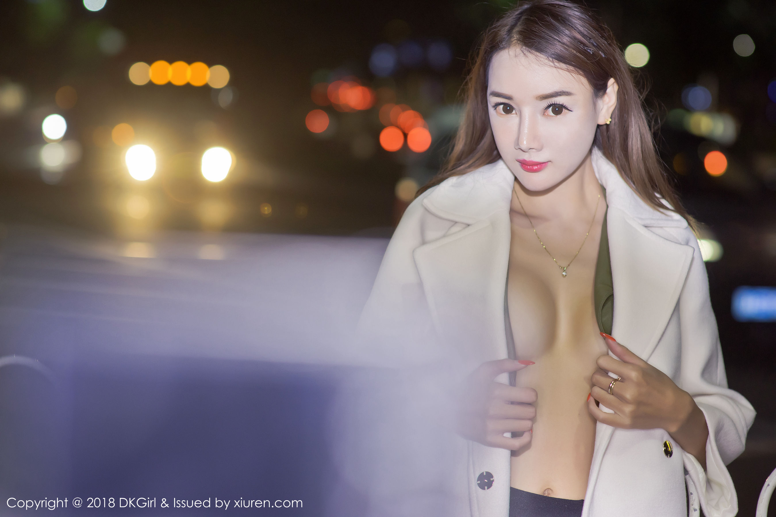 Jessie Jessie Big Breasts Yangcheng Night Scenery Exposure Royal Girl DKGIRL Vol.059