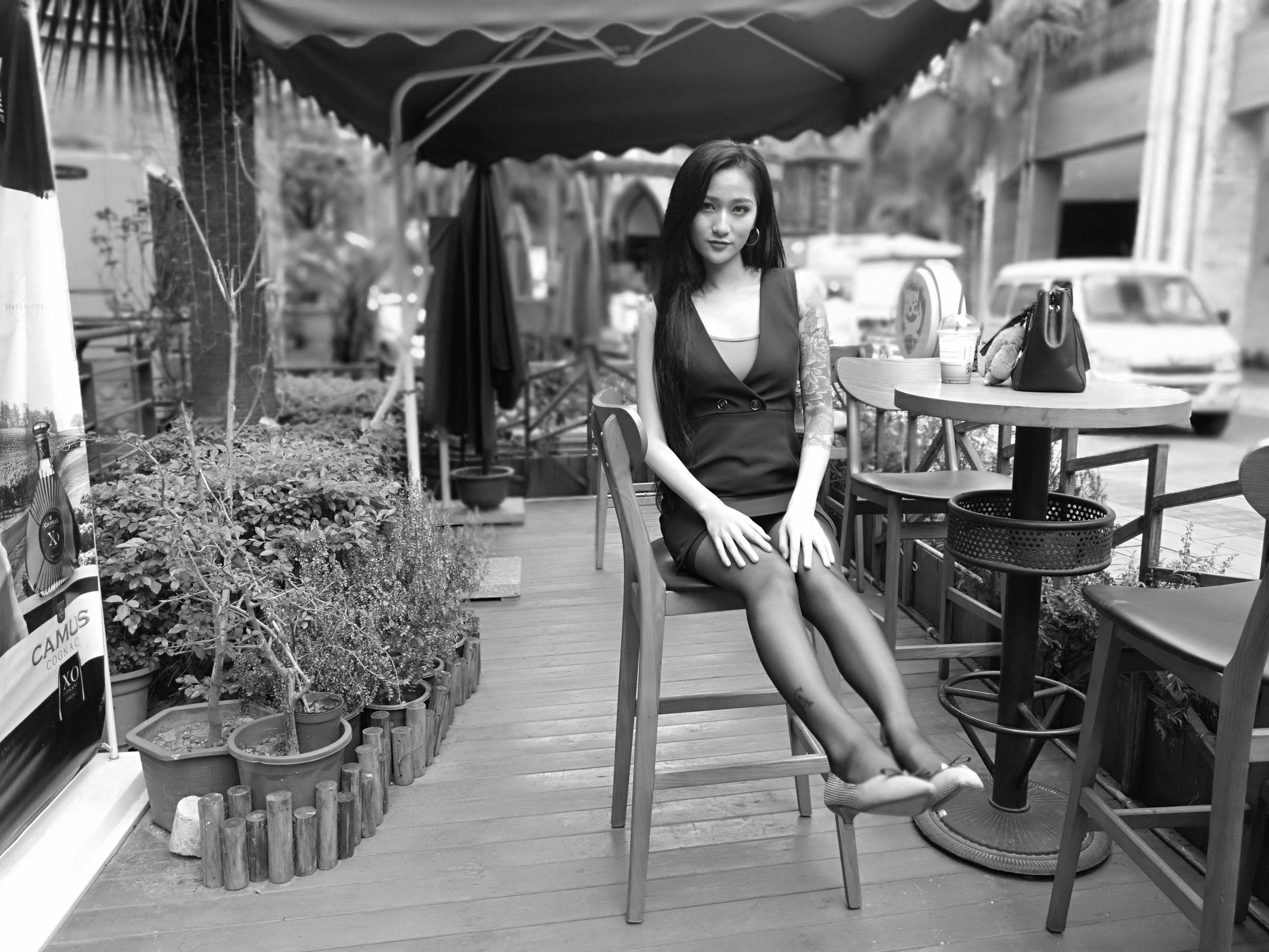 Silk Foot Bento 110 Xiaoxiao Outdoor Black Silk Flat Shoes IESS is thinking about it