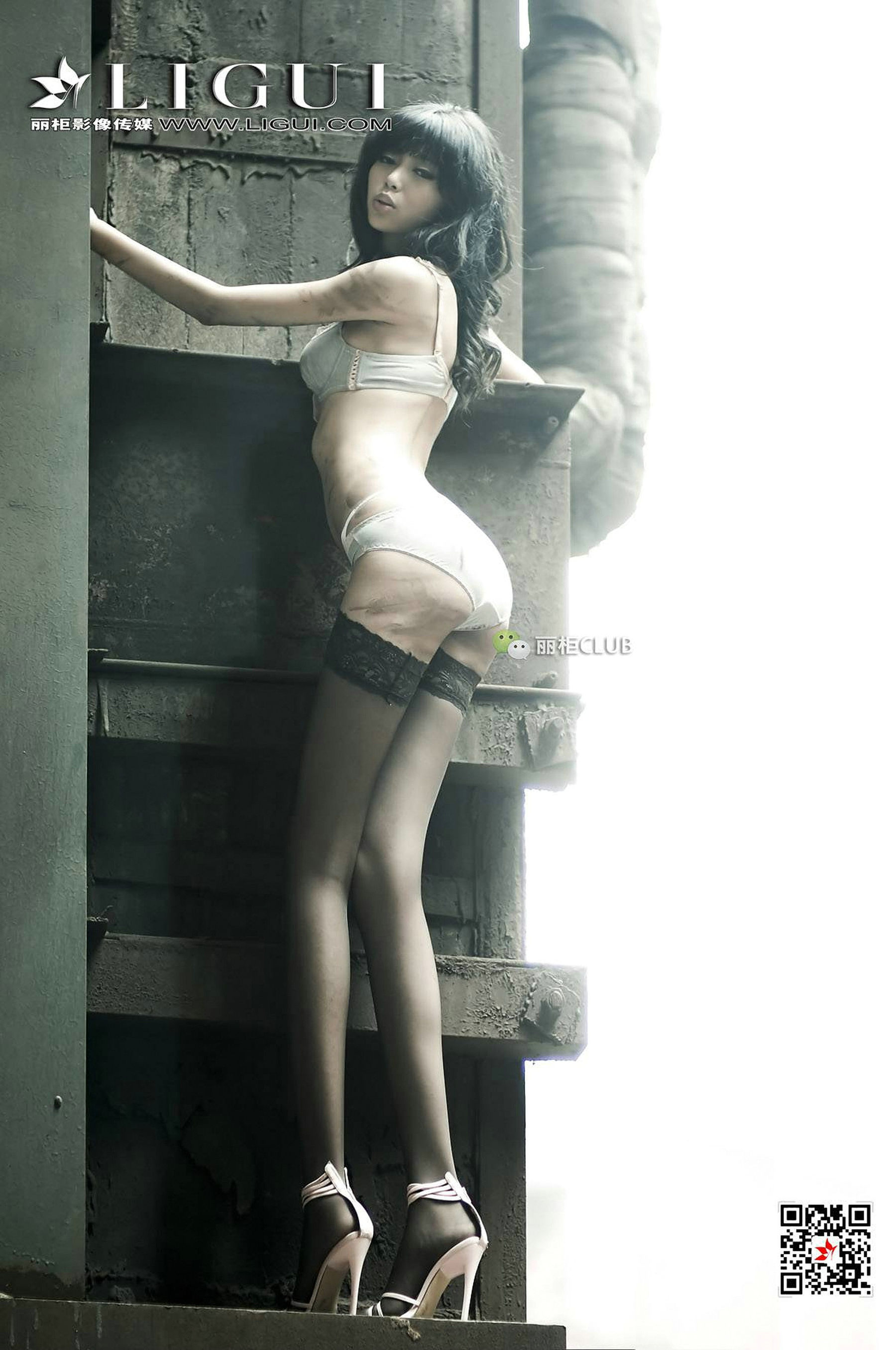 Leg Model Meng Lu Black Silk Portrait Photography LIGUI