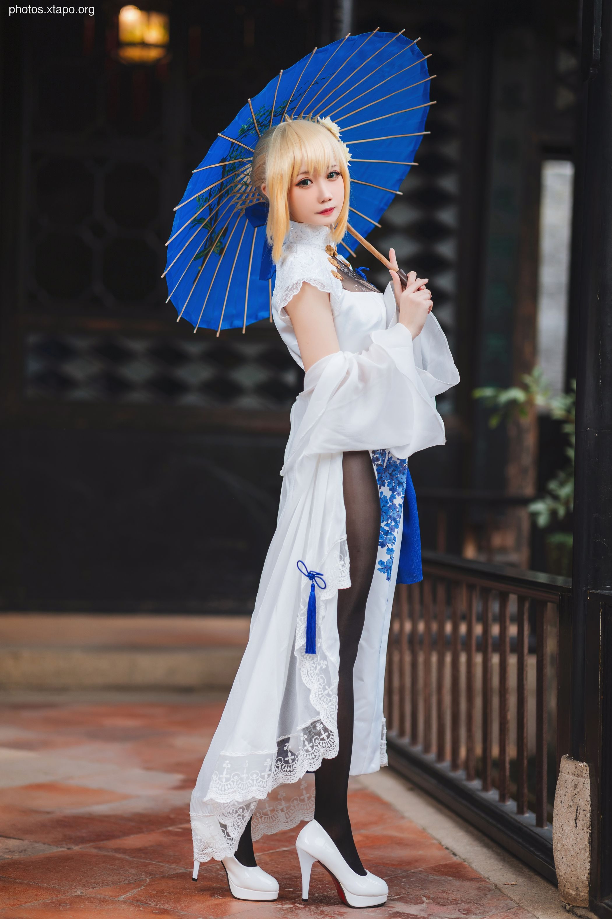 Swing carbon saber cheongsam 28p192MB