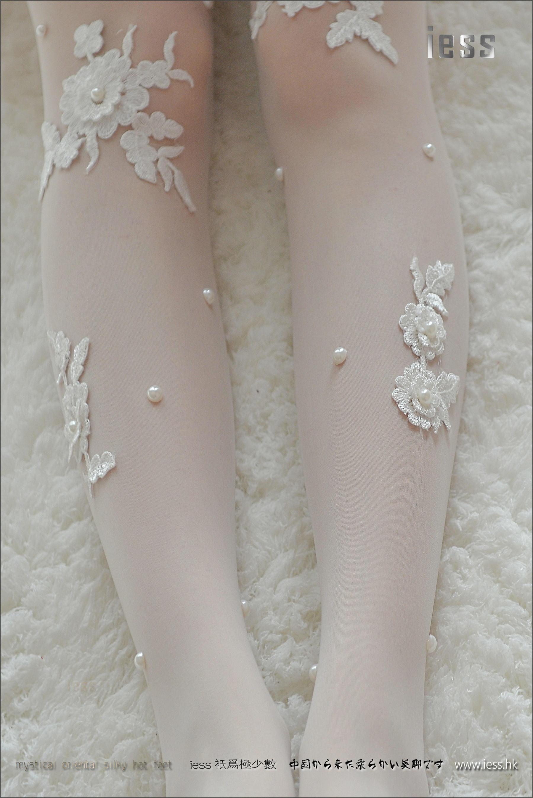 Silk Foot Bento 083 Jiajia Snow Lotus IESS Thinky Orientation