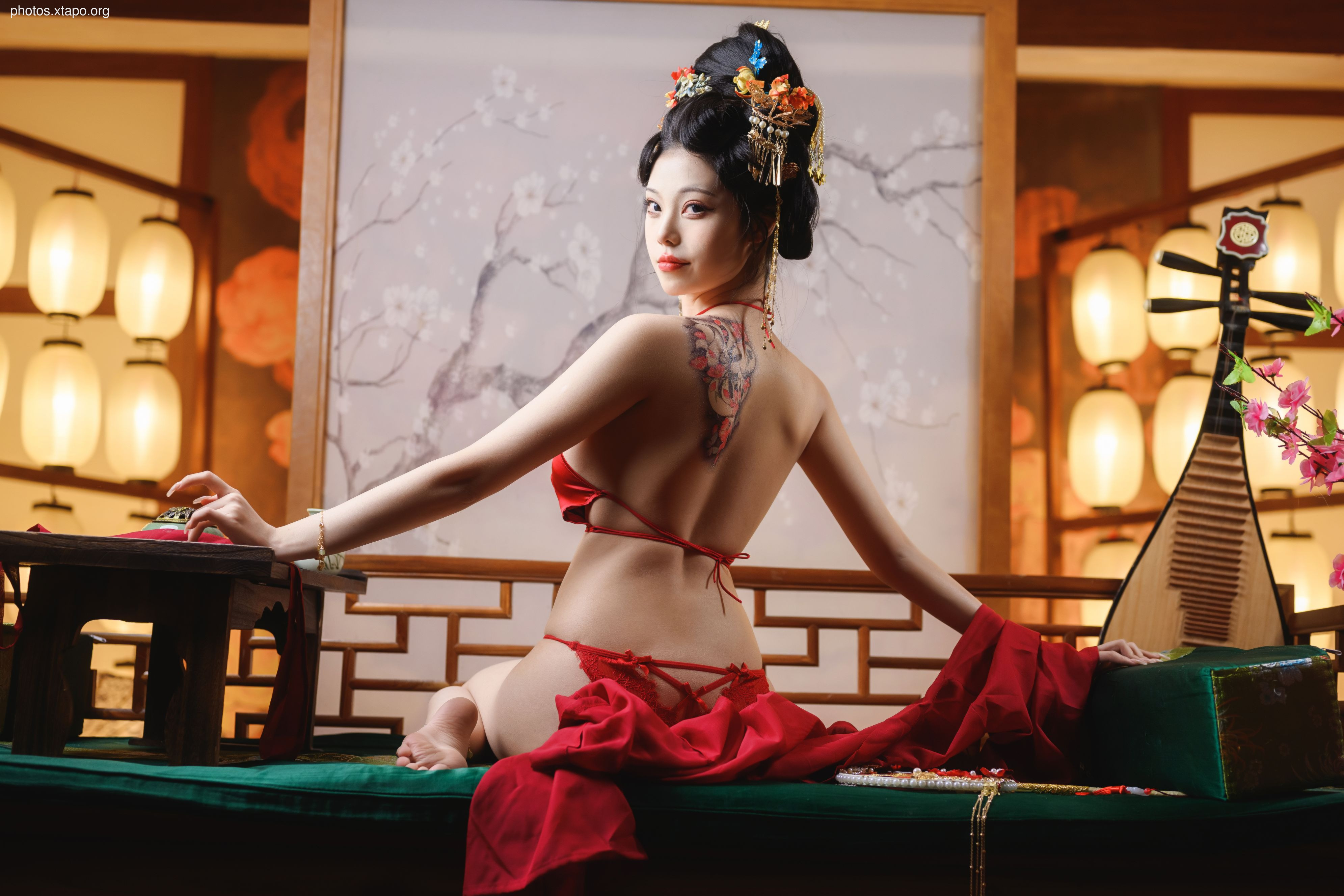 Honey juice cat Qiu Tang Palace Night Banquet 61P1V