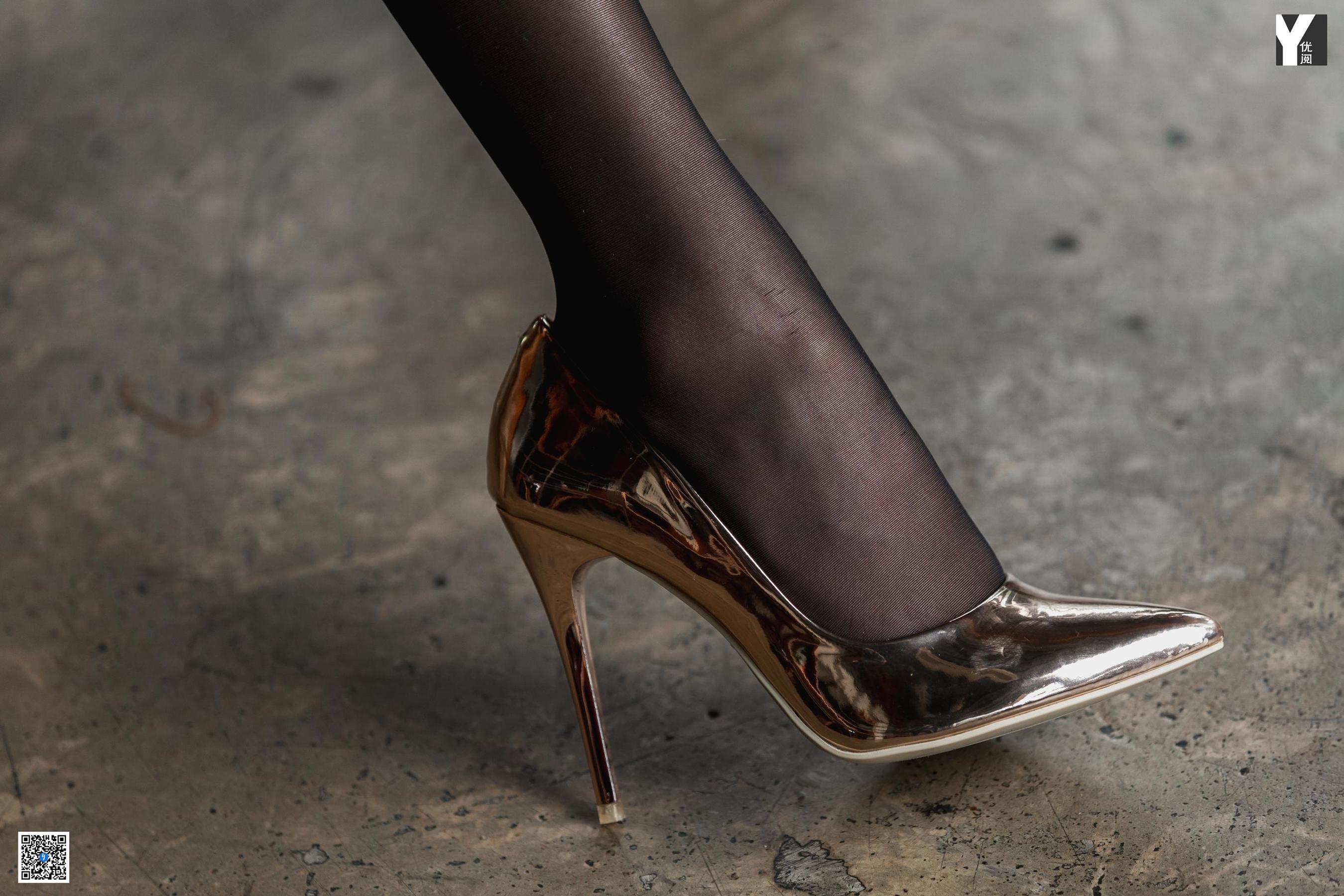 IESS Thoughts and Fun Model: Wan Ping Pure and Desire Black