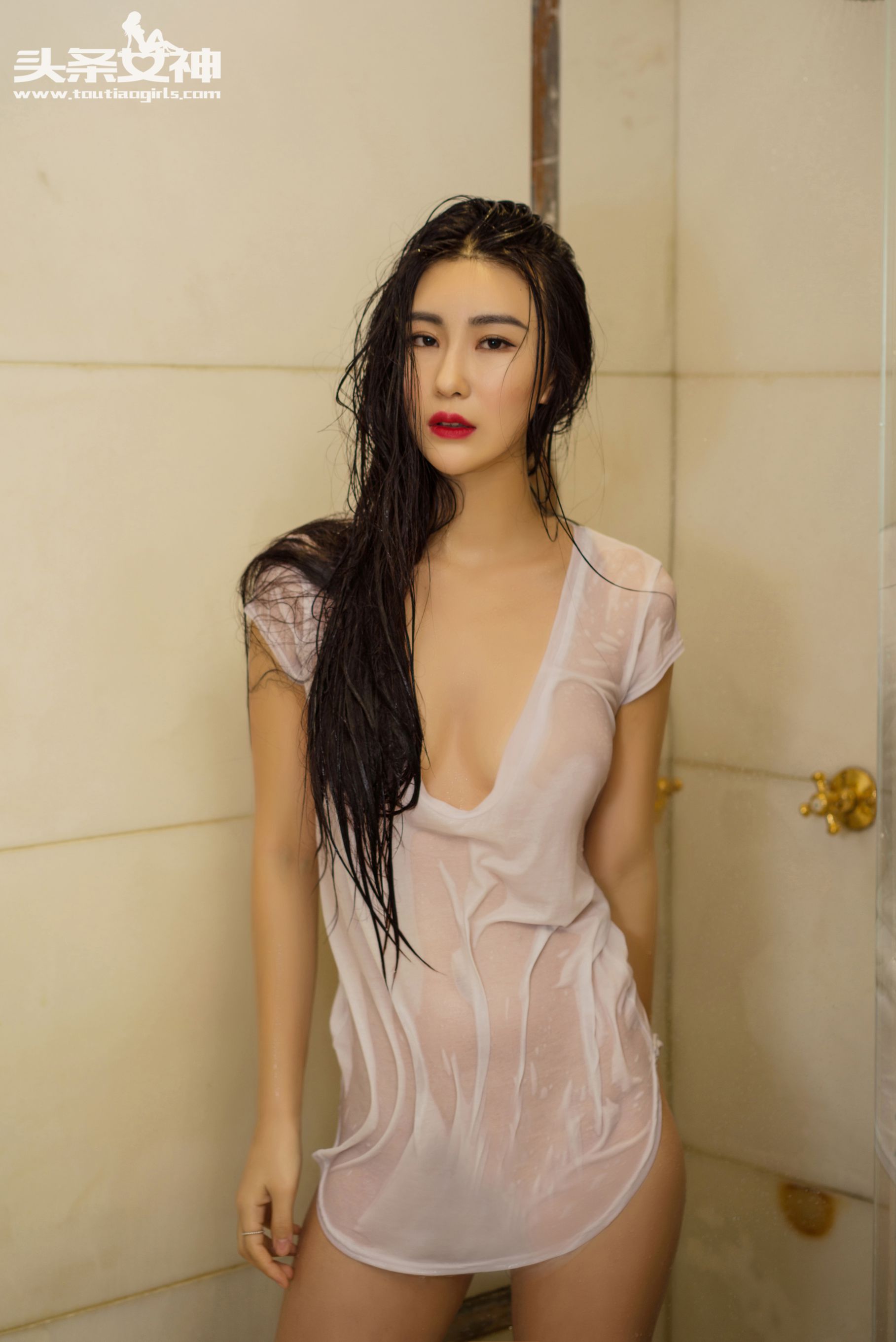 Kai Ai Ni/瑷 Ni Die in your Cup Headline Goddess