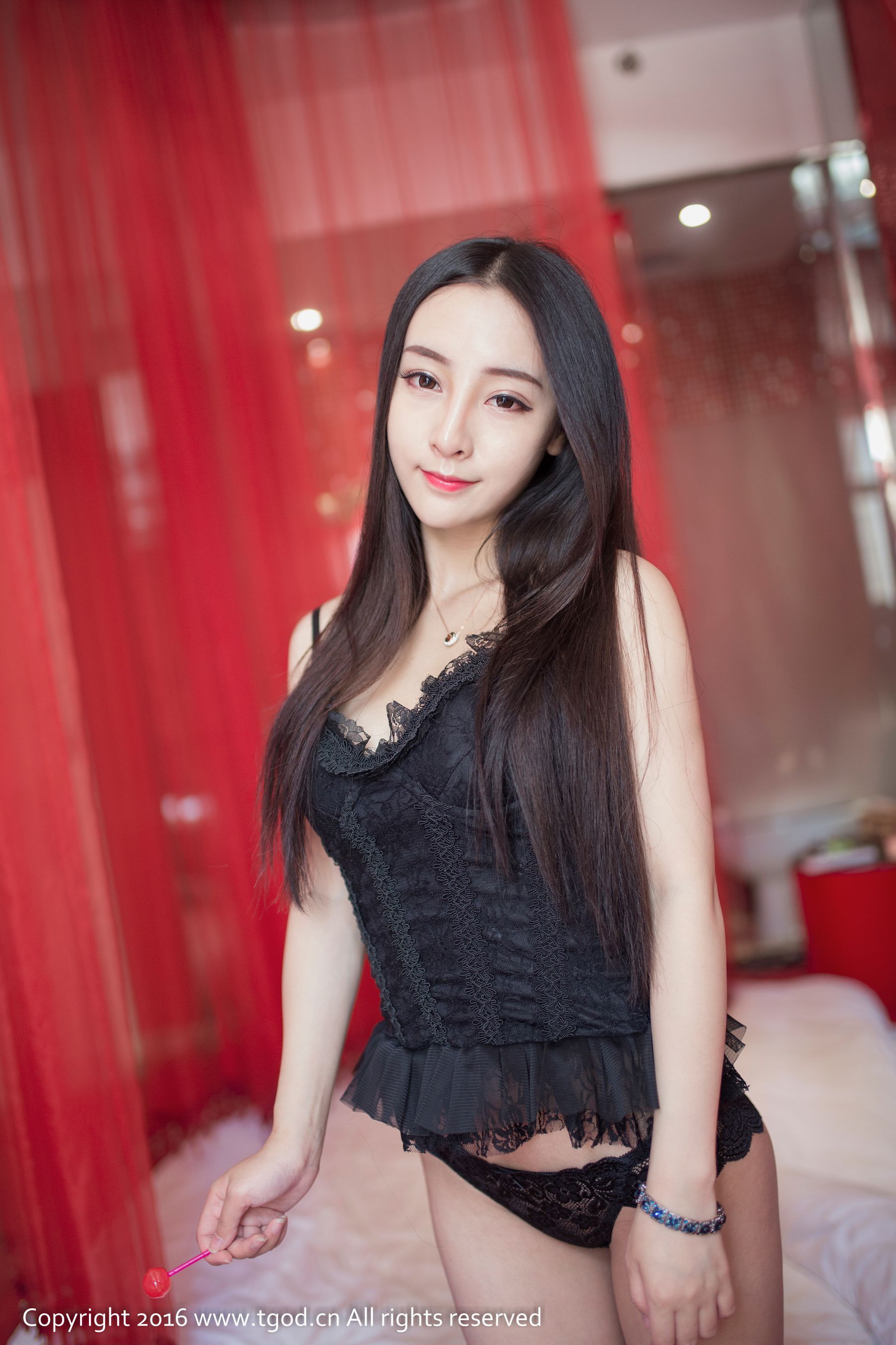 Chen Vicky Jiaojiao Want to Drives Red Lips Push Goddess TGOD