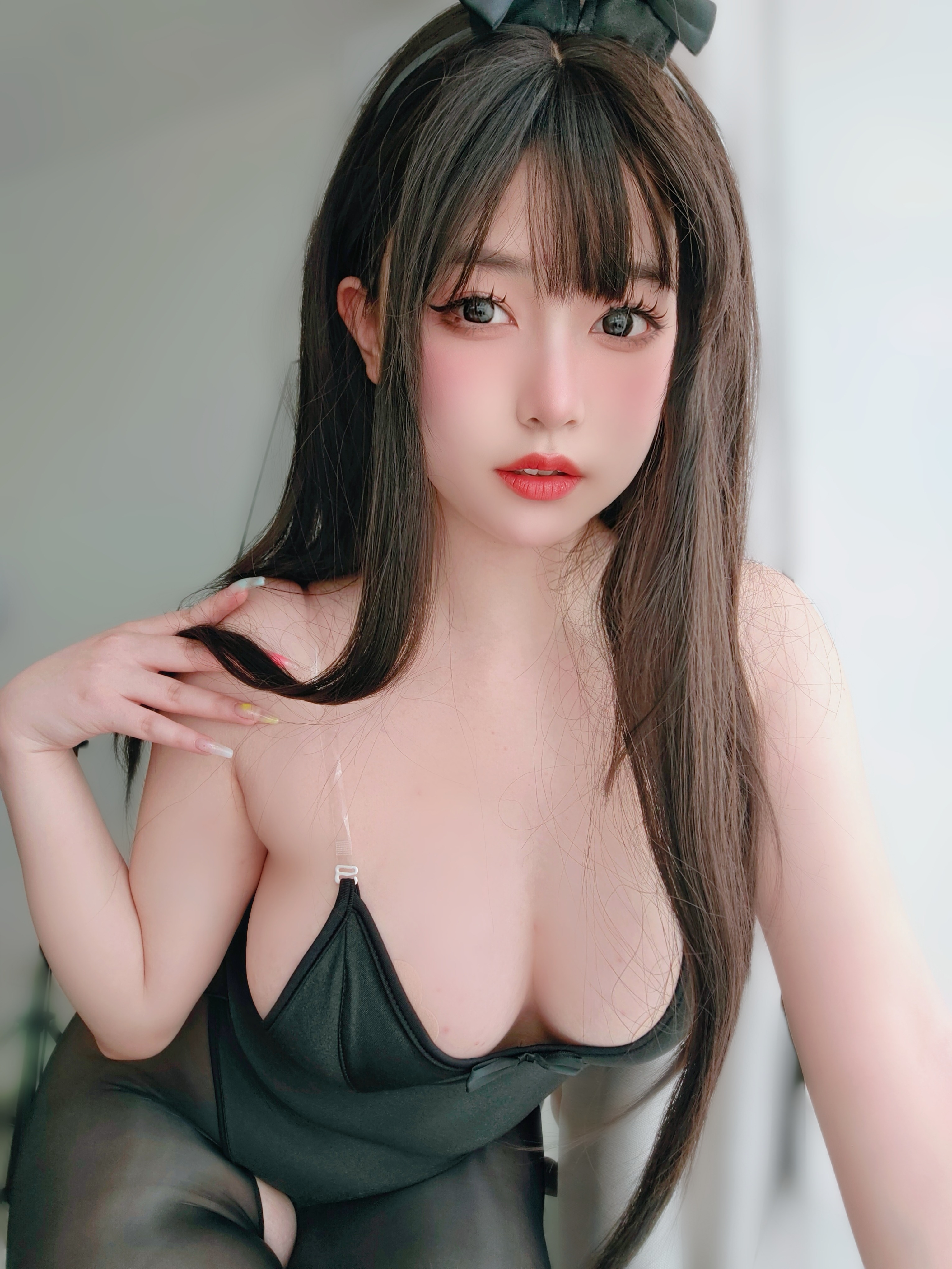 The heroine K black silk rabbit girl 102p-353MB