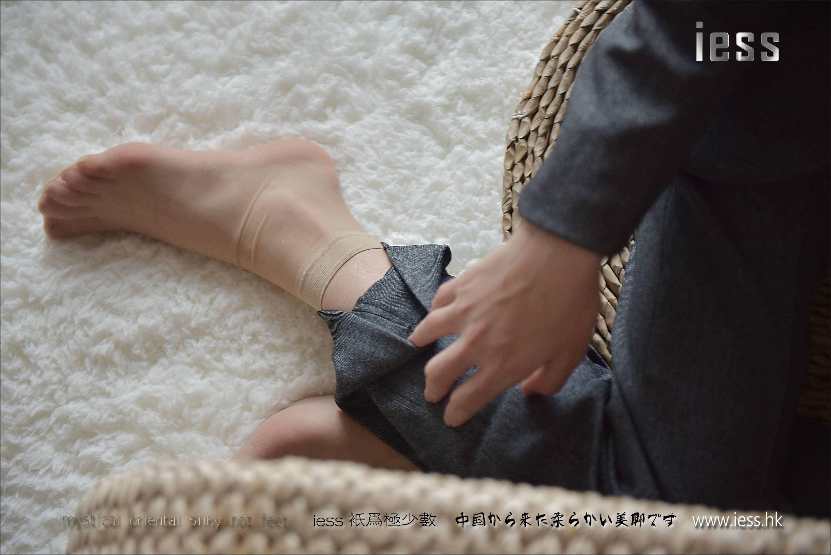 Silk Foot Bento 114 Little Six Little Six Pants Short Silk IESS Different Funbian