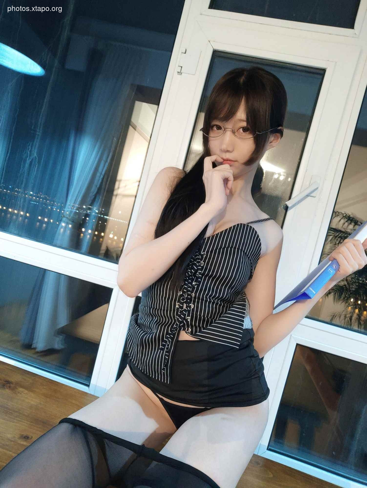 Nagisa-exclusive secretary60P