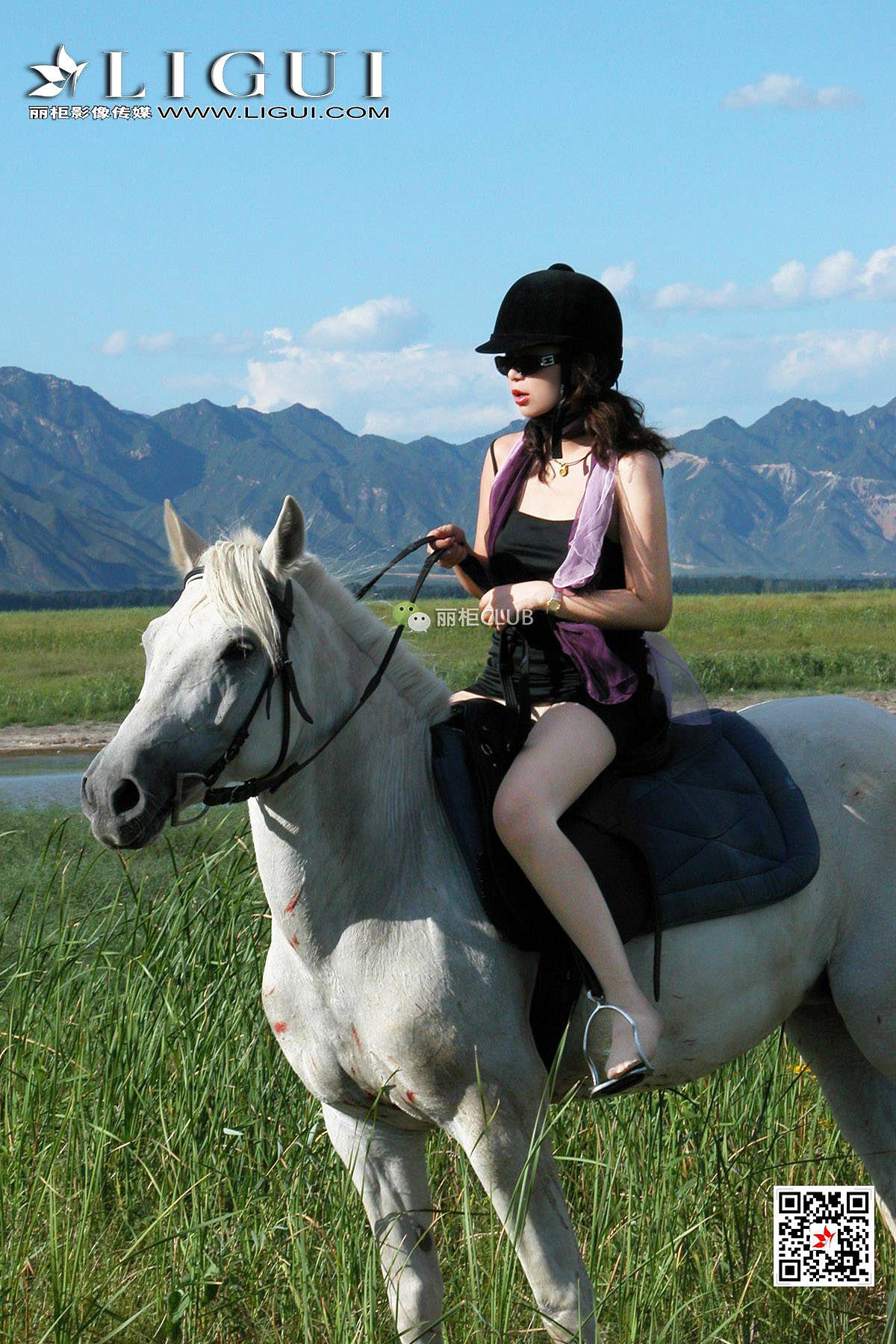 Leg Model Silk Gao White Horse Girl Mith Ligui Beautiful leg silk foot