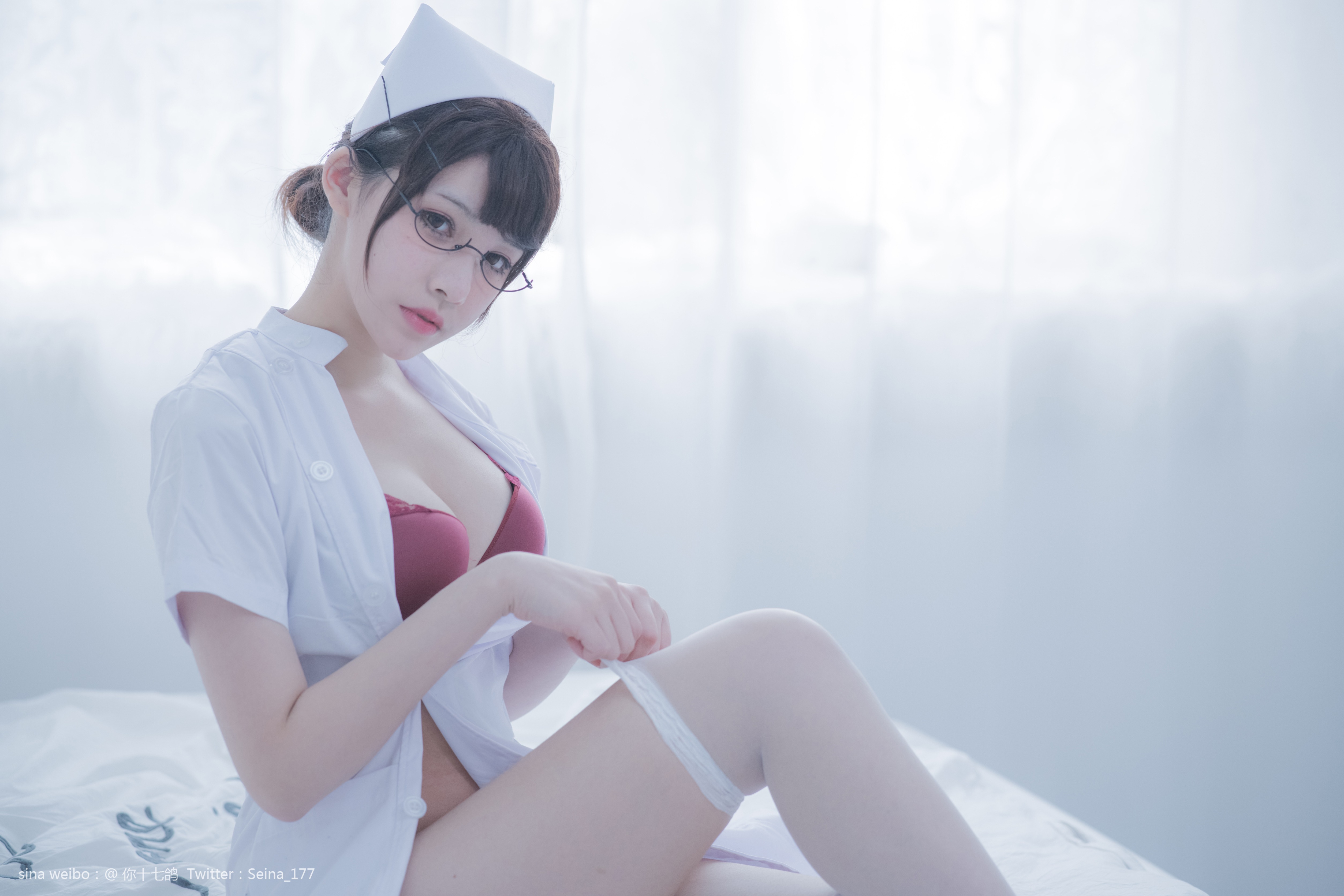 You seventeen pigeons white nurse 110p1v-535MB