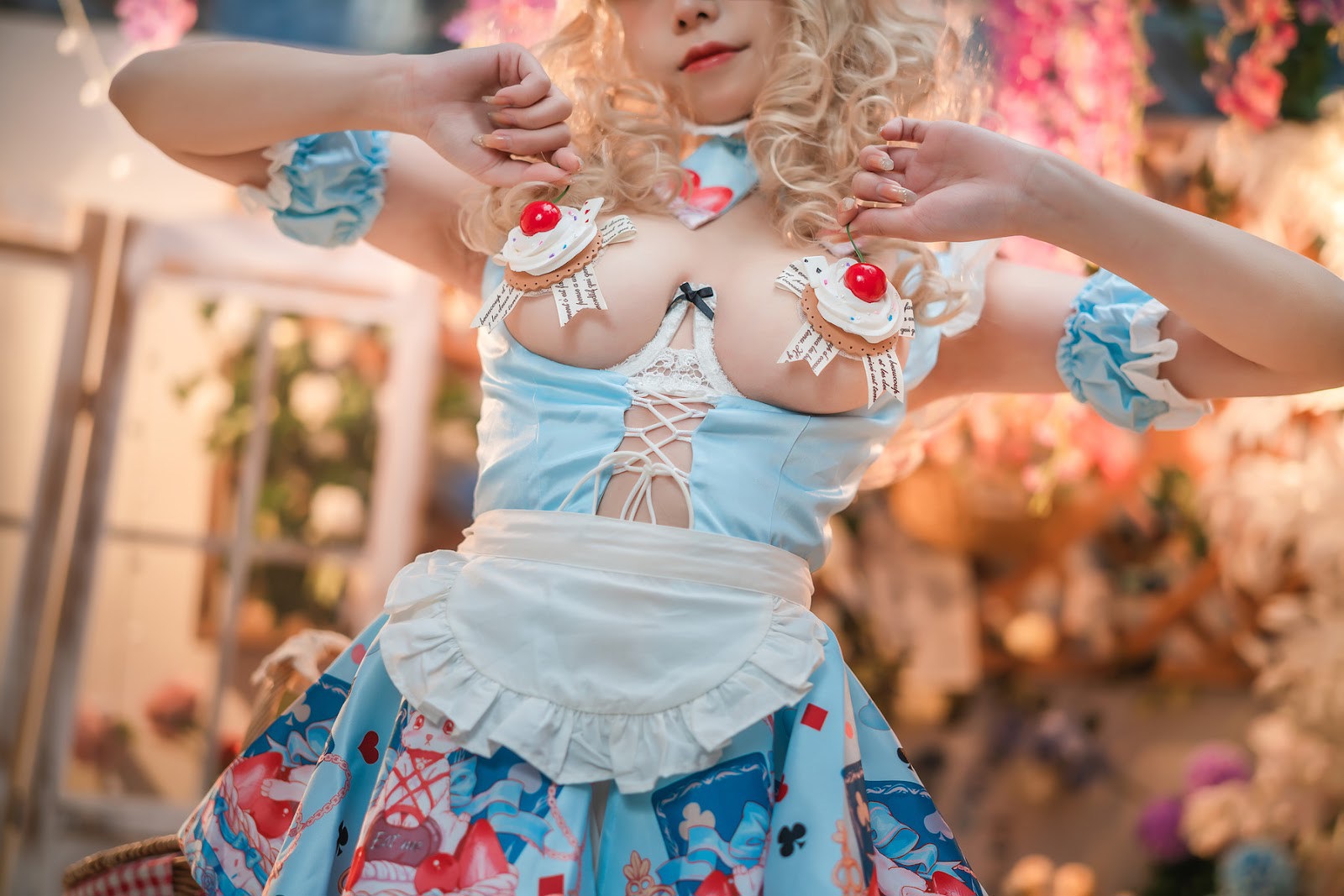 Cosplay Honey Cat Fur Alice in Wonderland Mr. Rabbit