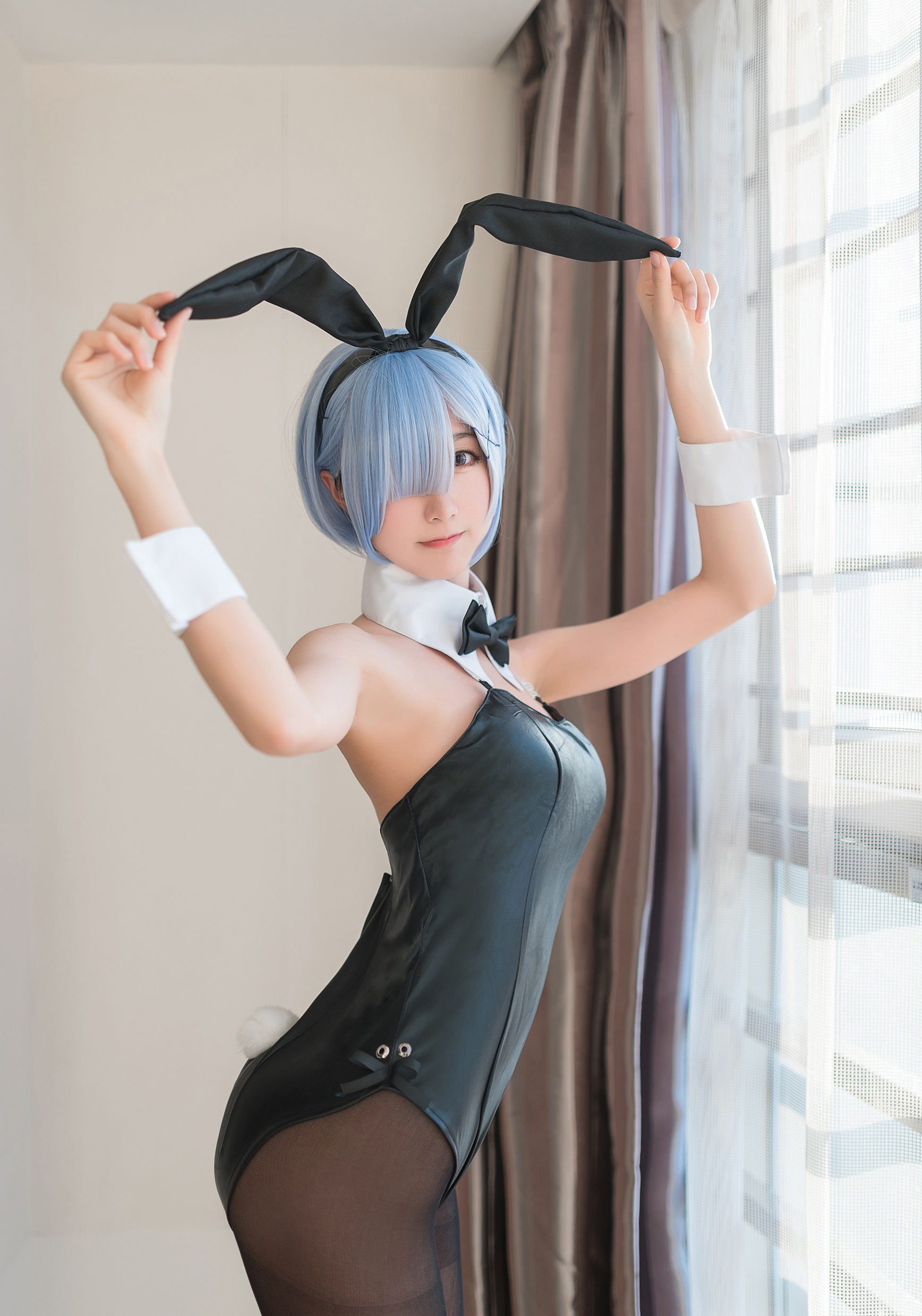 COS Welfare Miss Meng Shi Mu Mianmian Owo -Rim Bunny Girl