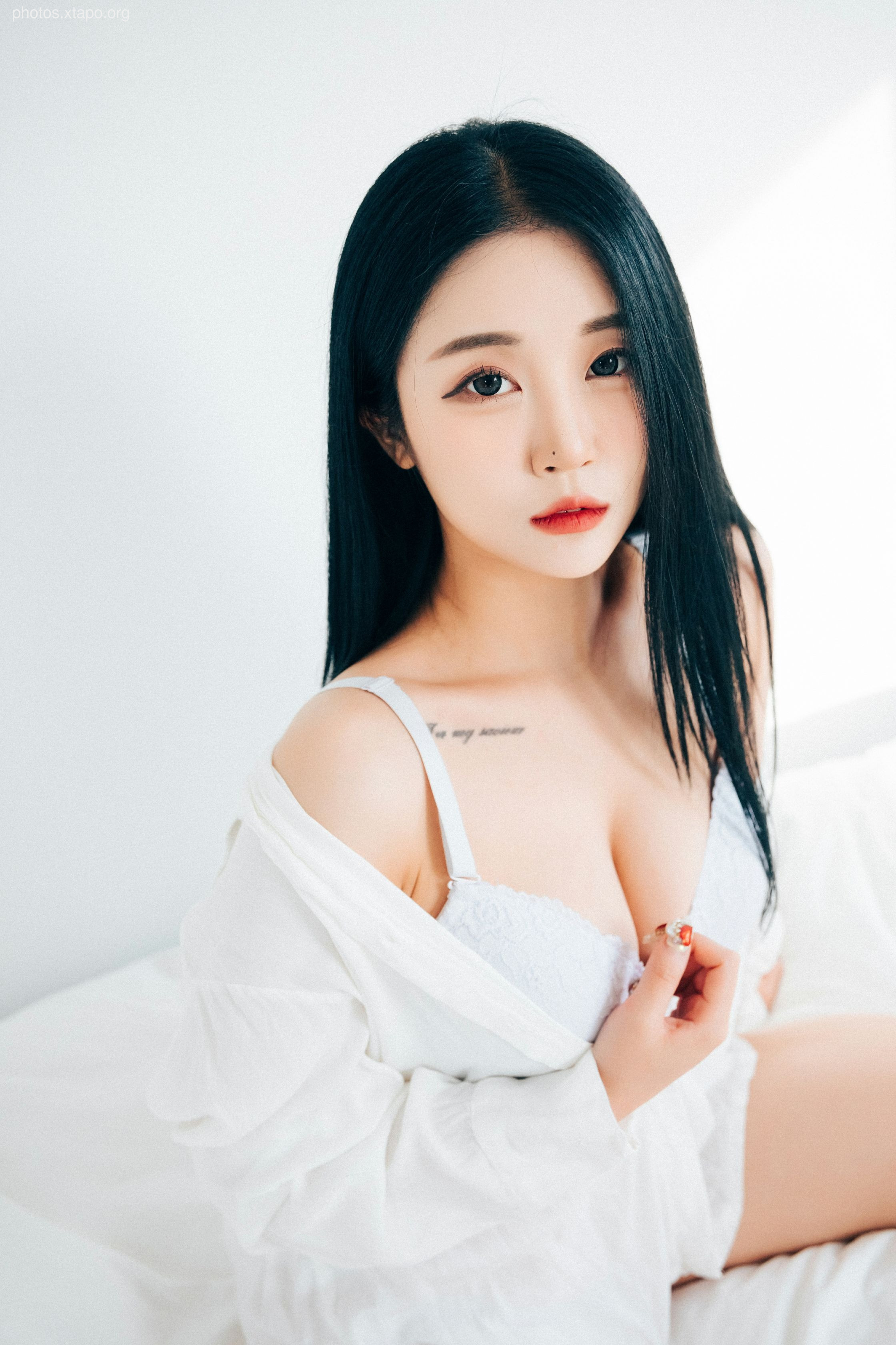 Bomi (보미) - LOOZY The undress 69P-906MB