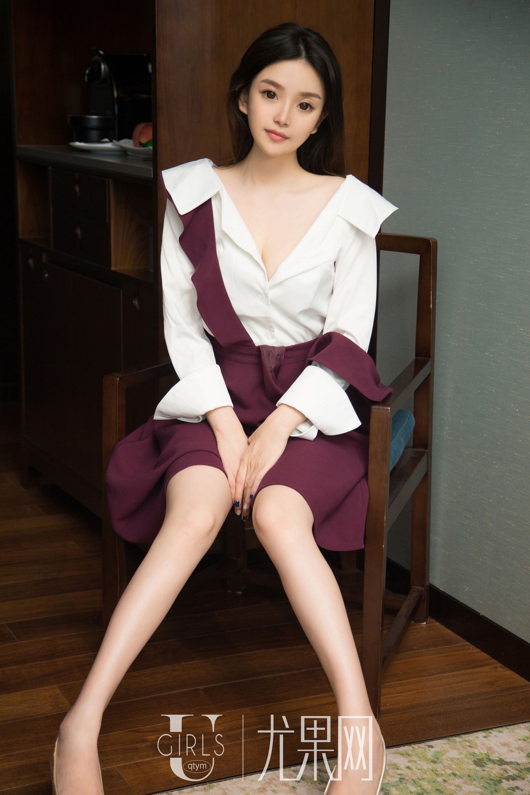 Model MINA Modern Poetry of Romantic theme Youguo Ugirls U375