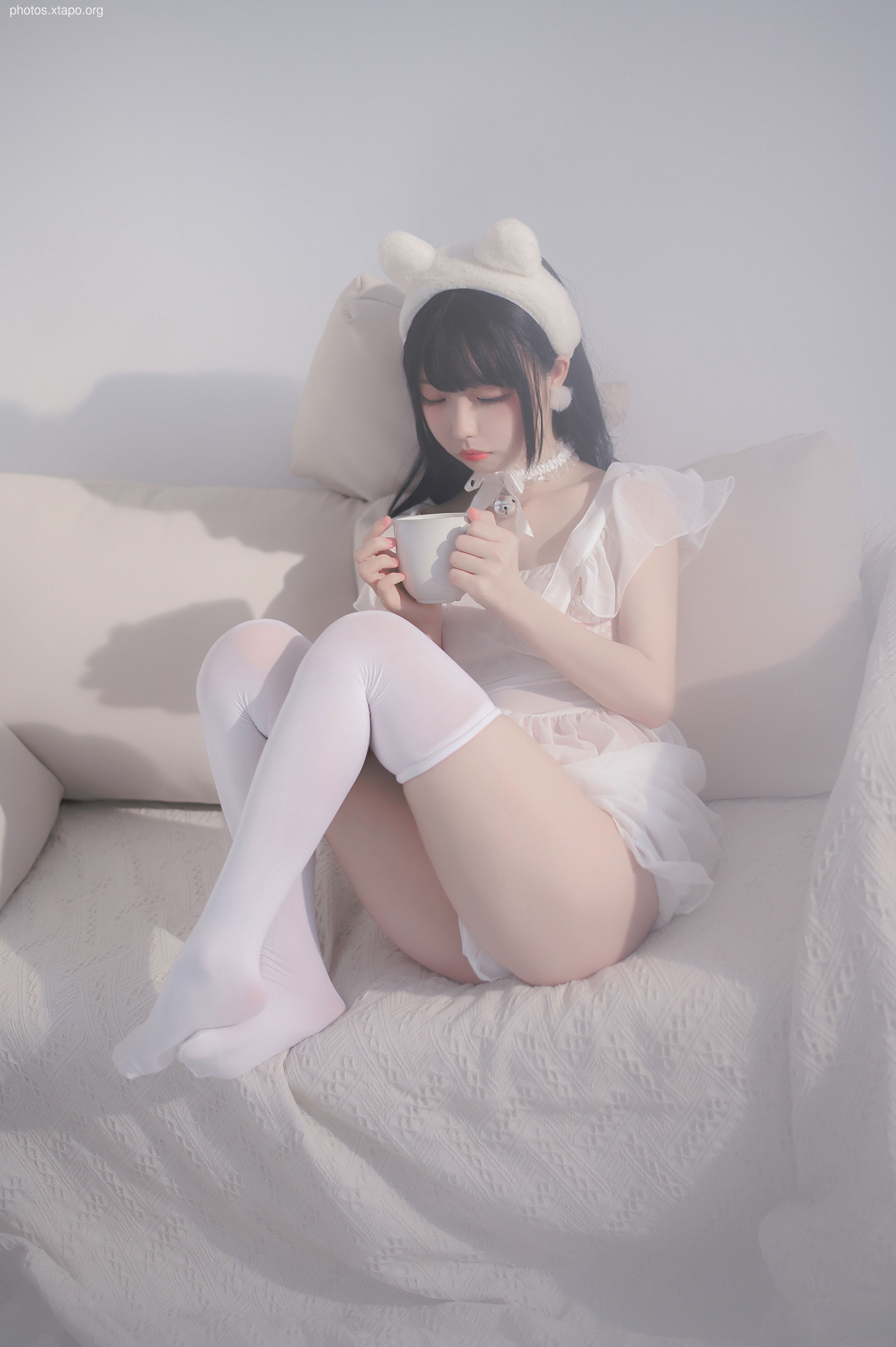 100,000 Zhen Squeak -NO.02 Restaurant 11p -79MB