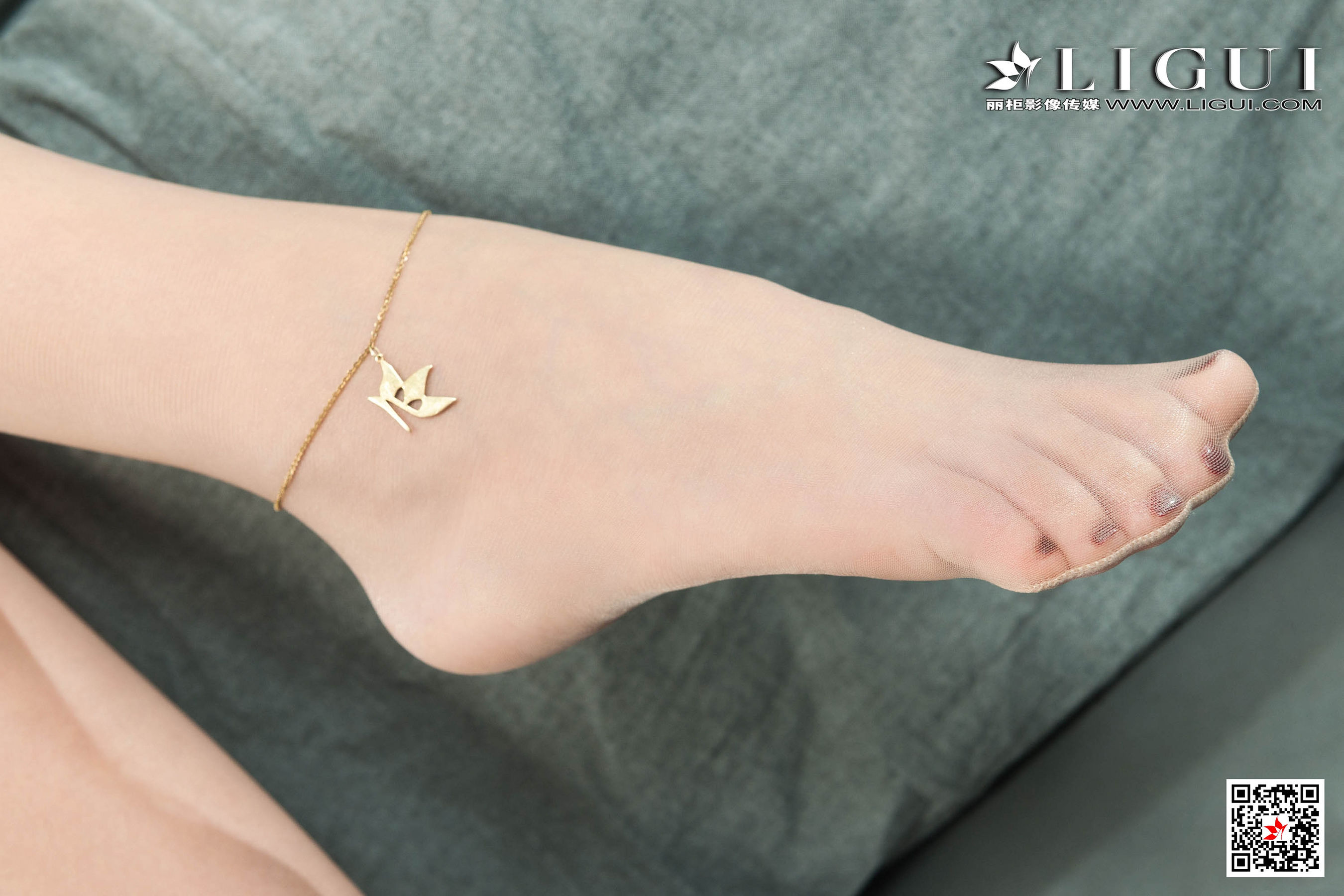 Li Cabinet Ligui Internet beauty Model Coco