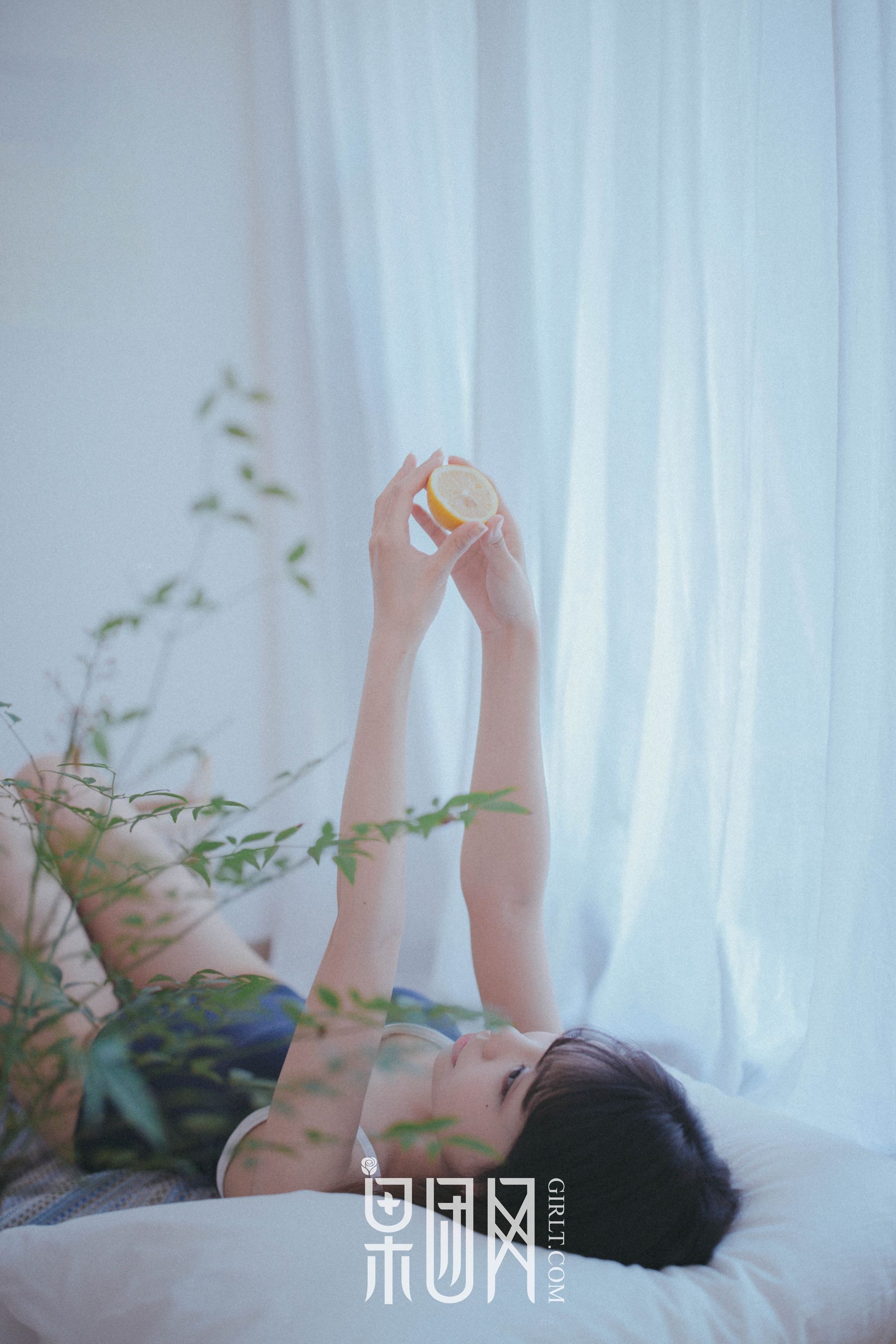 Water flowers are not water. The little girl next door accompanies you breakfast Fruit Group Girlt Xiongchuan Jixin No.028