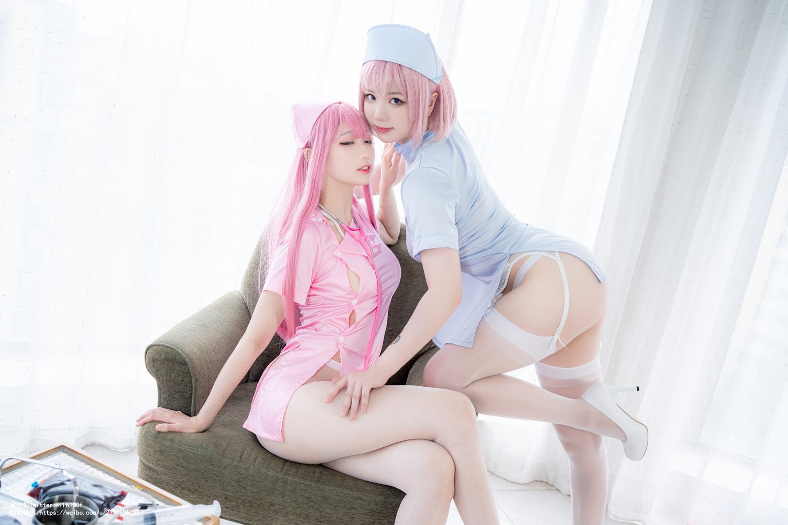 Pipi Nai is so cute&Zhou Ji is a cute bunny pink and blue nurse