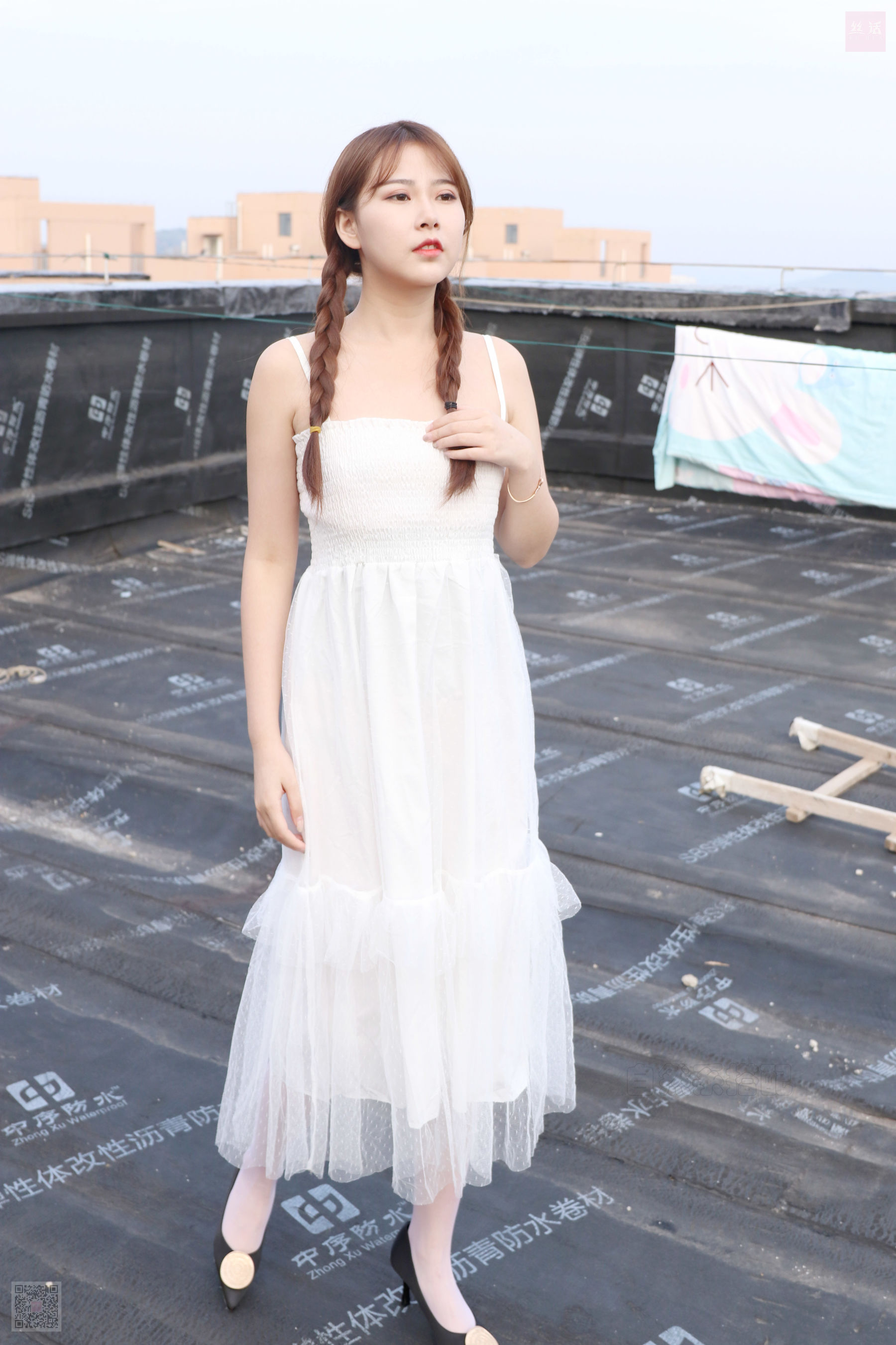 Sihua SH021 girl who dances in the rooftop of Su Yu