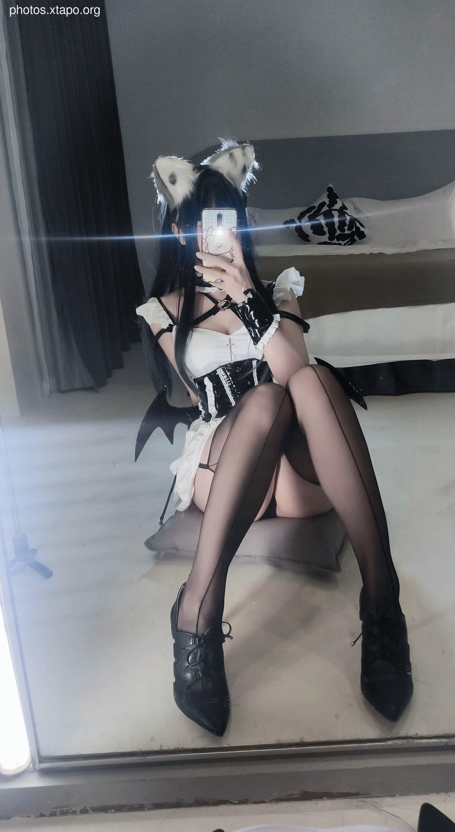 Lausanne W Yizi Cat Ear Little Demon