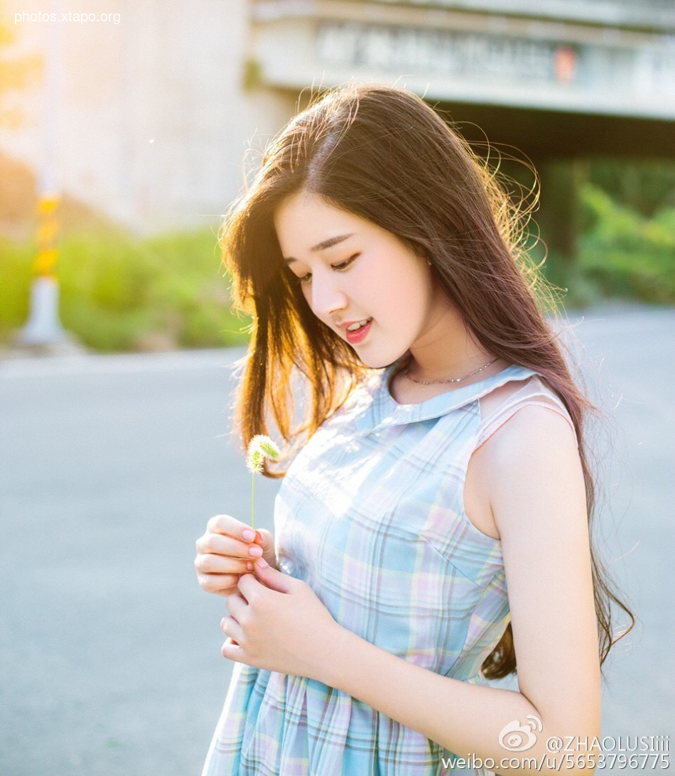 Zhao Lo Tu 赵露思,