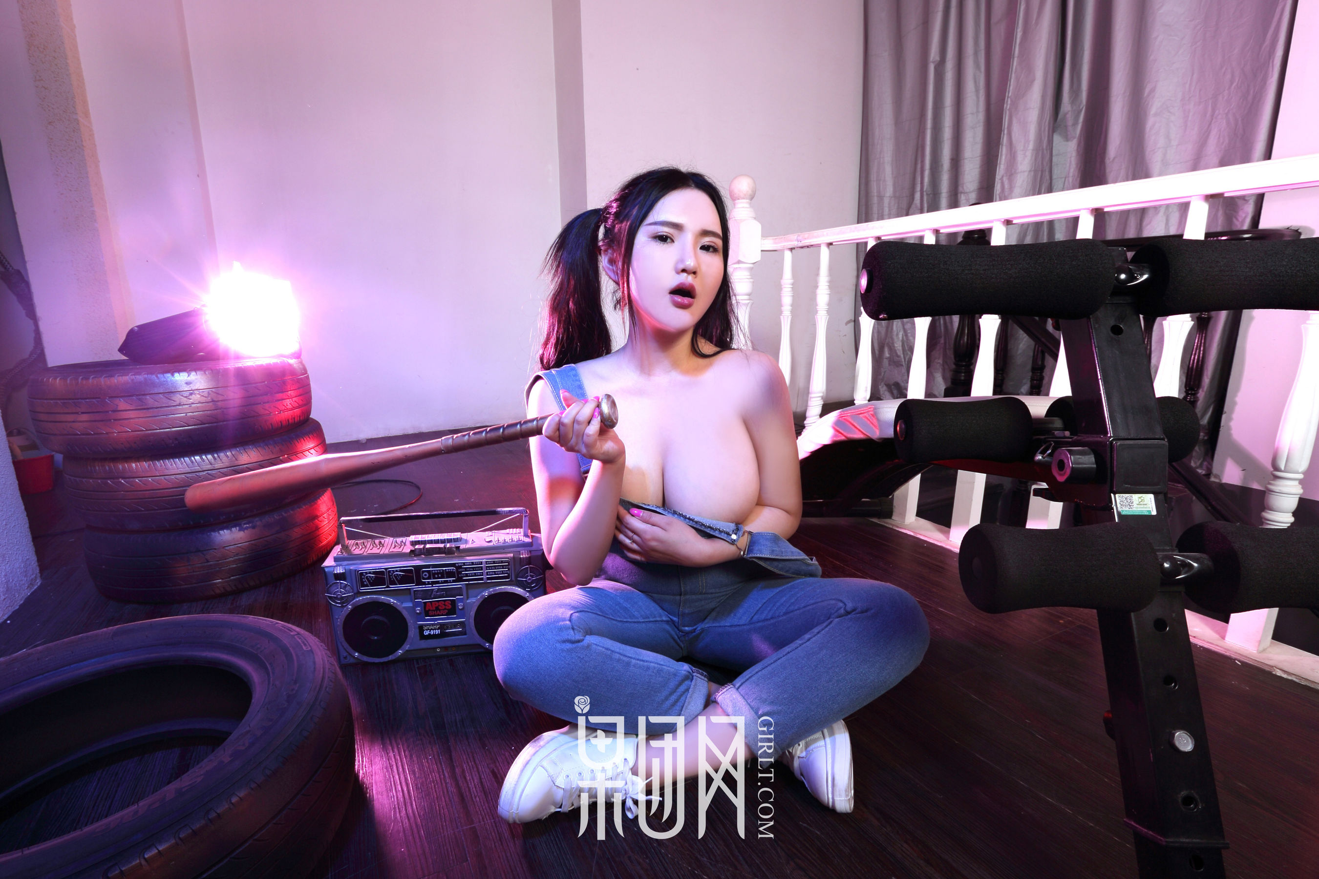 Kitty Zi Xi Zhenhao's Better Bathroom Wet Body Fruit Group Girlt No.003