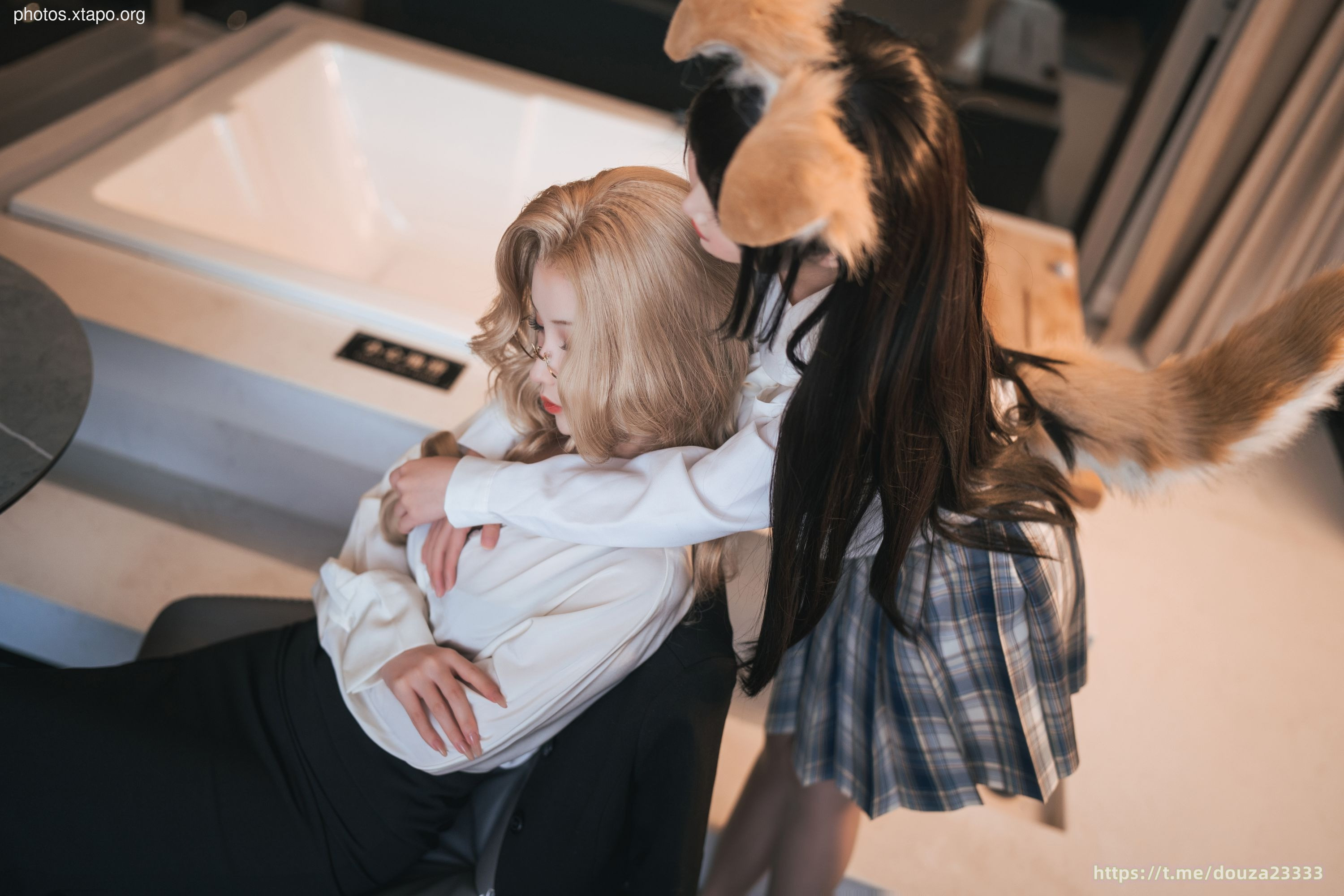 Rioko Liang Liangzi & amp Noodle cake Xianer & nbsp Female President Double