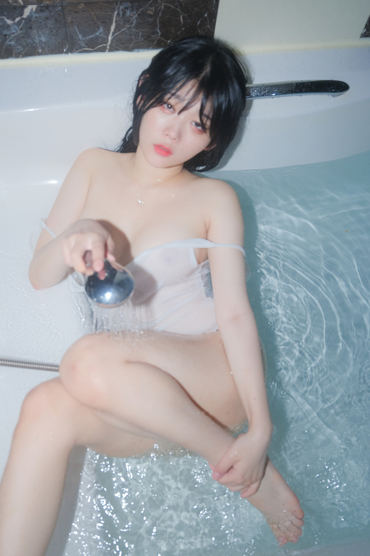 ZIA.Kwon Kwon Ji-ah, [Yo-U] Shower Set.03